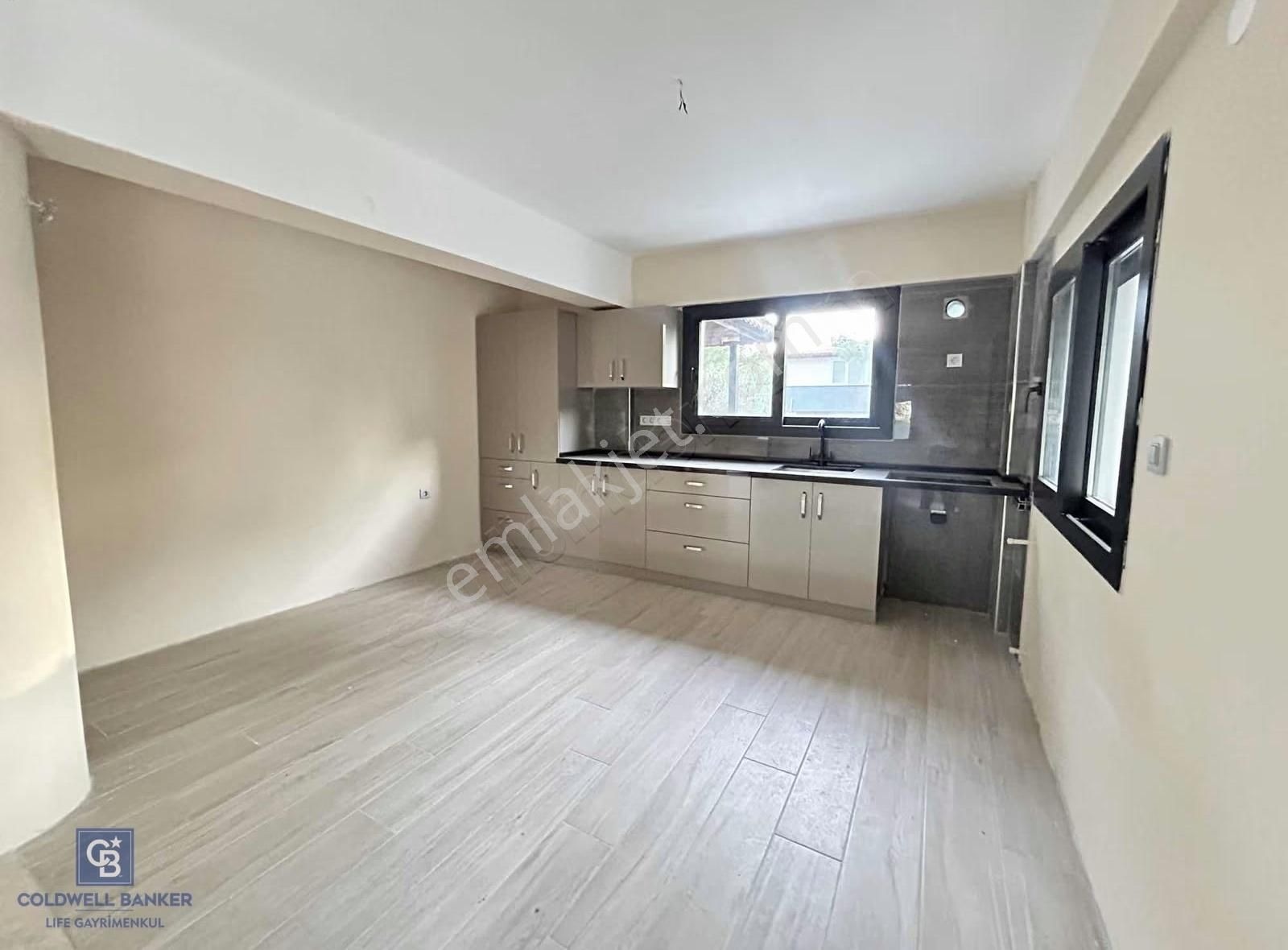 Urla Kalabakta Full Tadilatlı 4+1 Tripleks Satılık Villa - Görsel 17