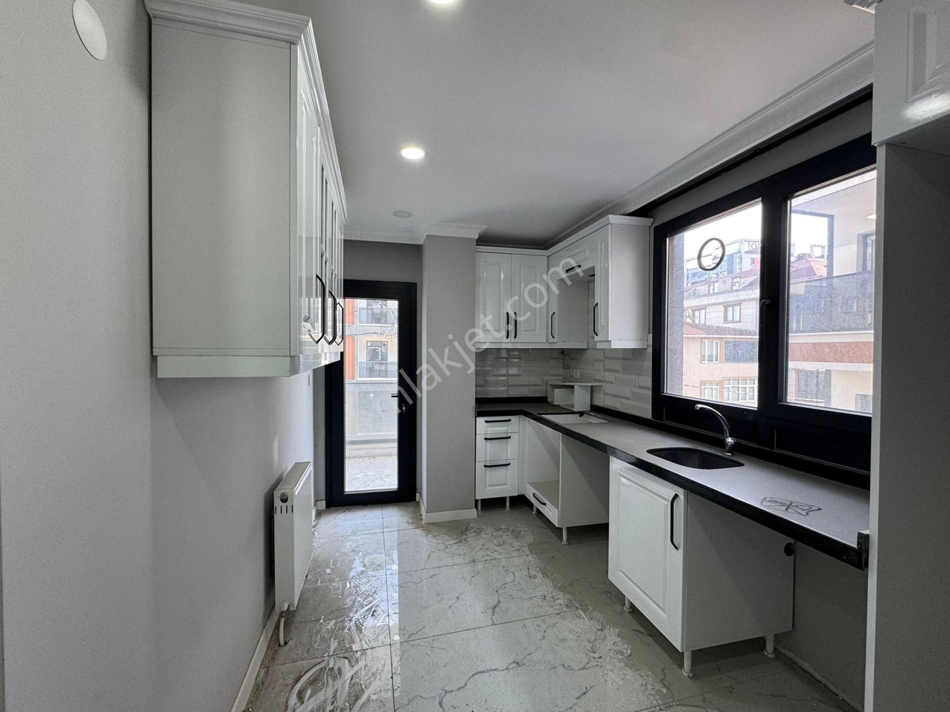 Beylikdüzü Yakuplu Da Satılık 3+1 Arakat Otoparklı Sıfır Daire - Görsel 7