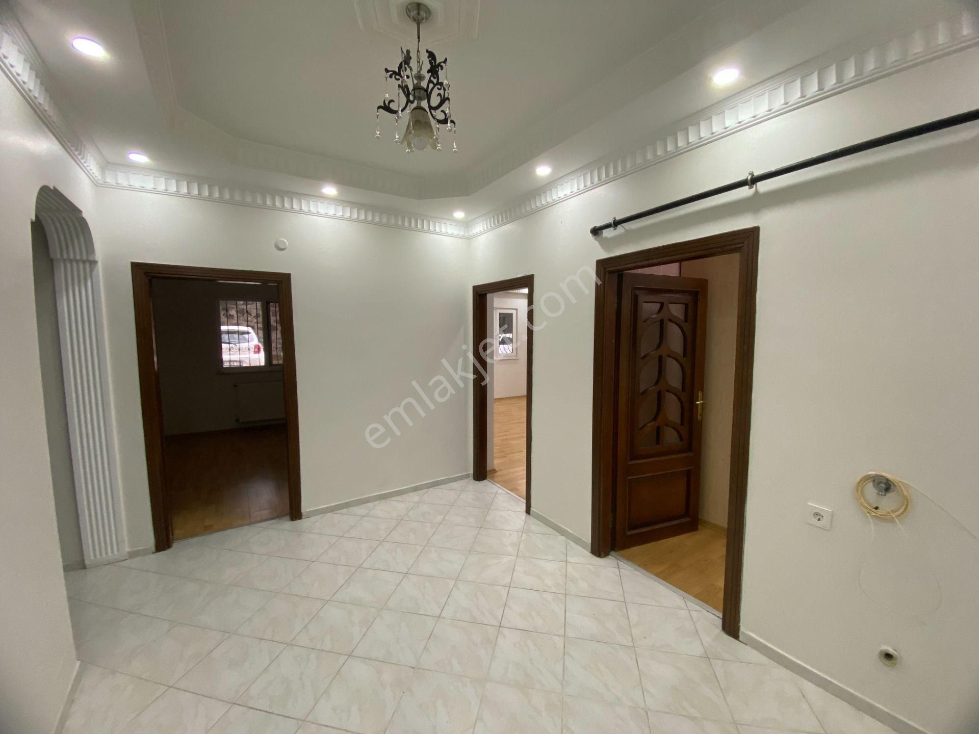 Trabzon Çukurçayır Ak Kent Sitesinde Kiralık Daire - Görsel 14