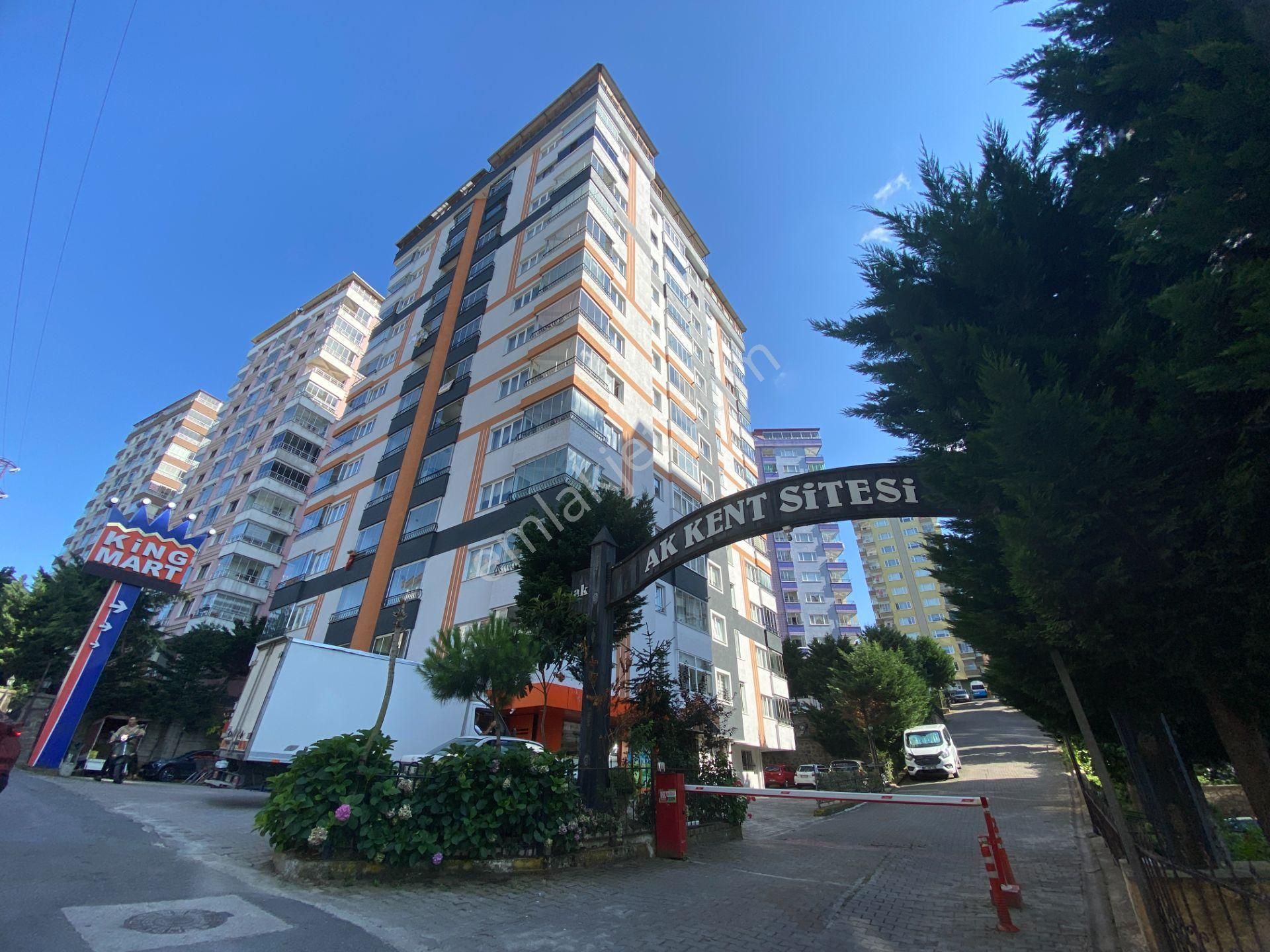 Trabzon Çukurçayır Ak Kent Sitesinde Kiralık Daire