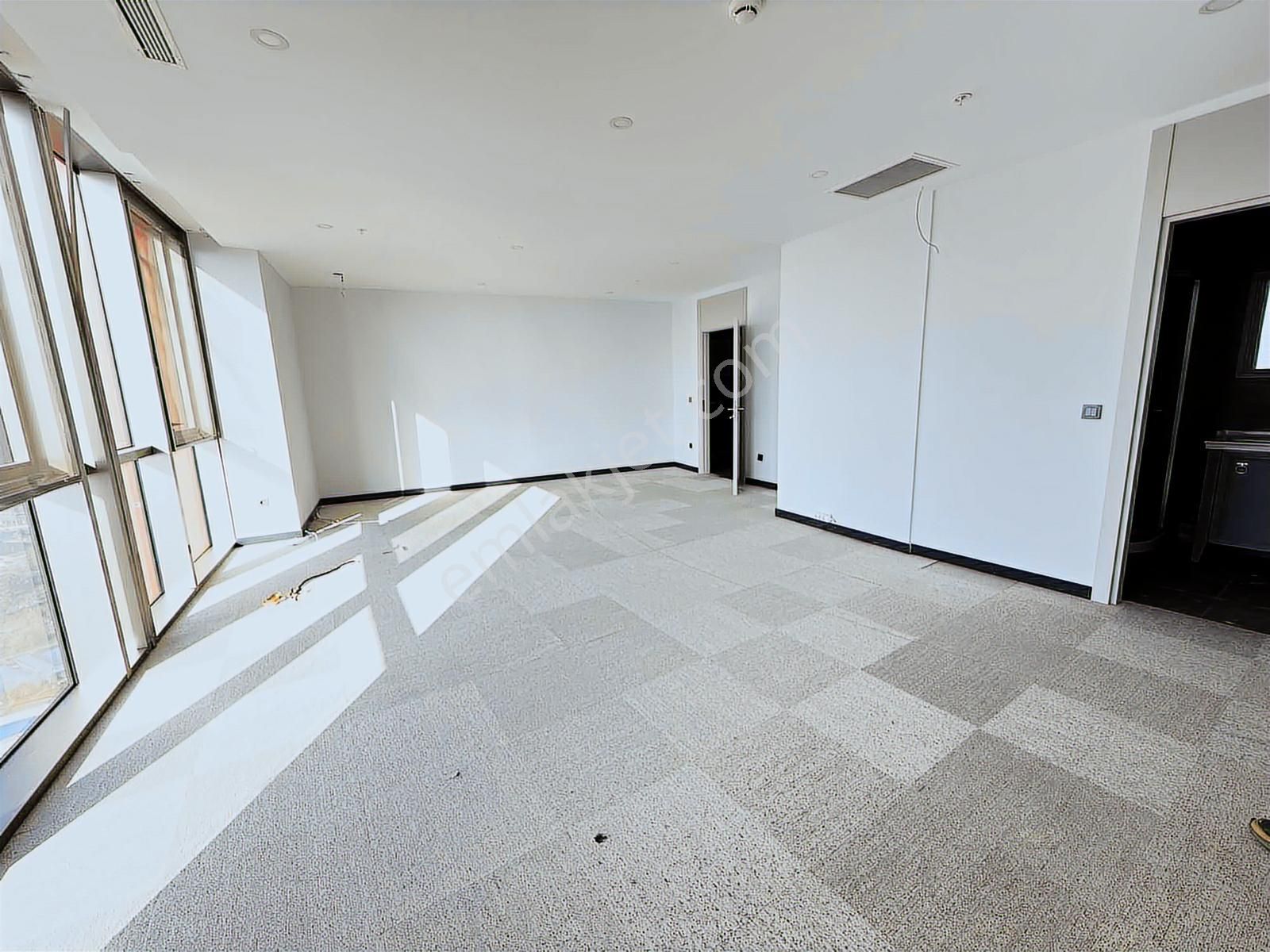 Bumerang Towers'da Full Deniz Manzaralı 450m2 Kiralık Ofis - Görsel 10