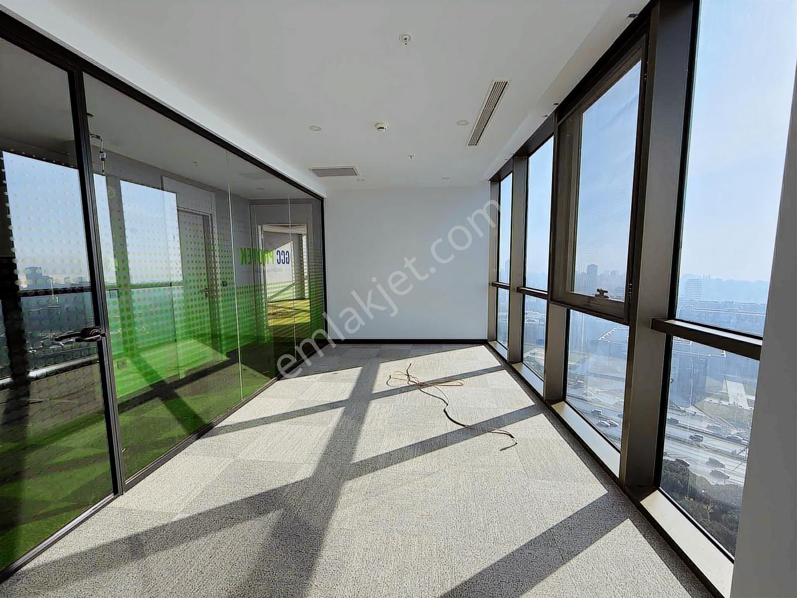 Bumerang Towers'da Full Deniz Manzaralı 450m2 Kiralık Ofis - Görsel 16
