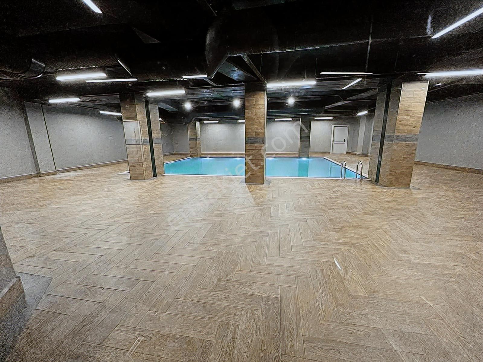 Bumerang Towers'da Full Deniz Manzaralı 450m2 Kiralık Ofis - Görsel 20