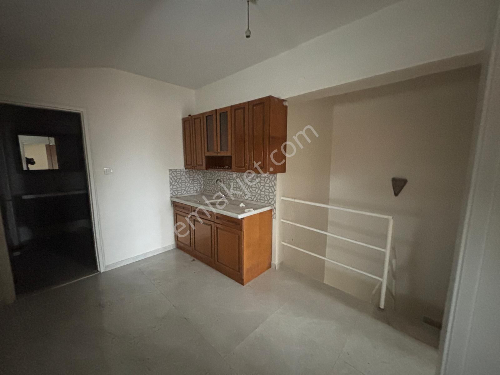 İncirli'de Manzaralı Kiralık Dubleks Daire - Görsel 18