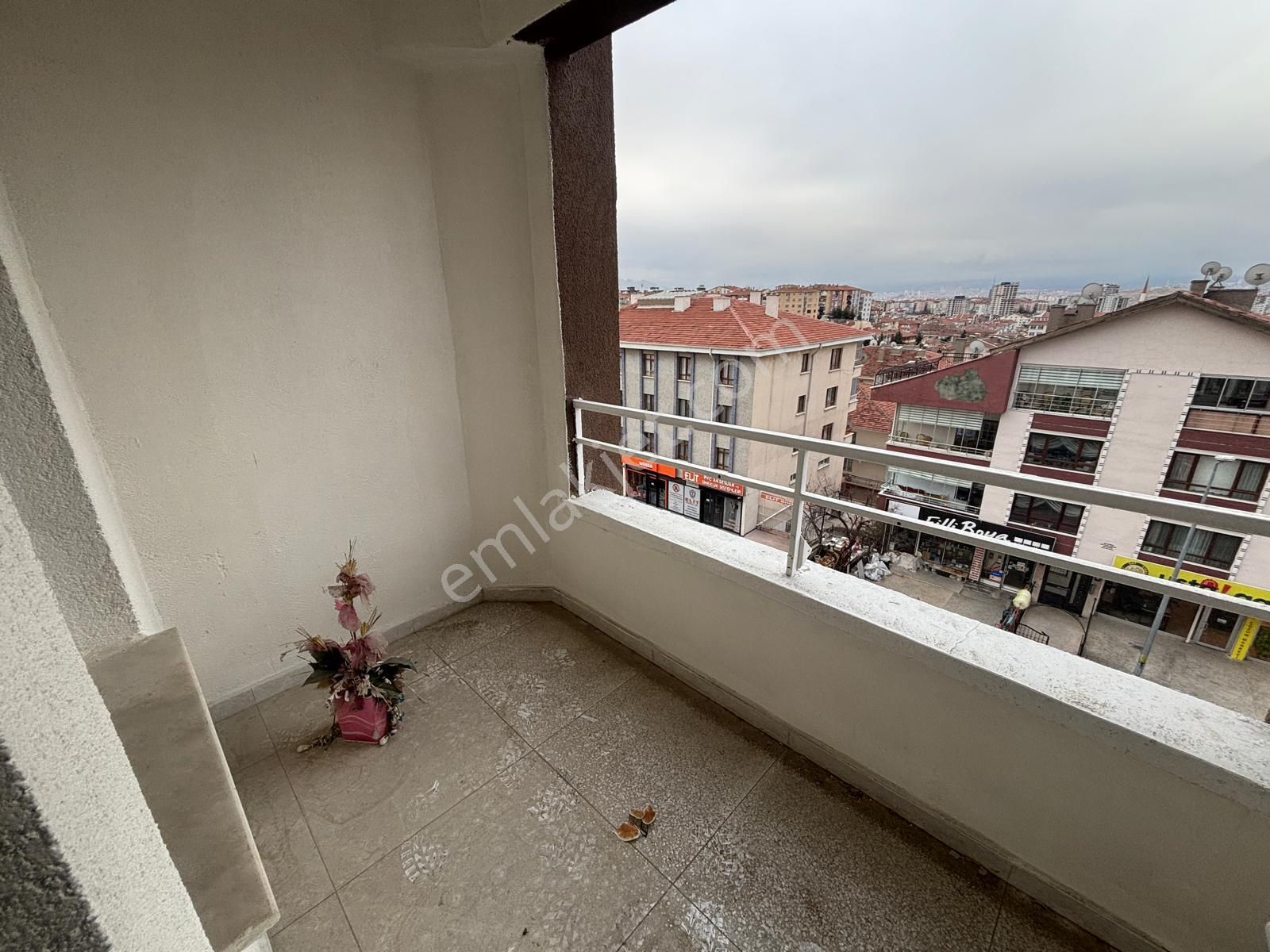 İncirli'de Manzaralı Kiralık Dubleks Daire - Görsel 27