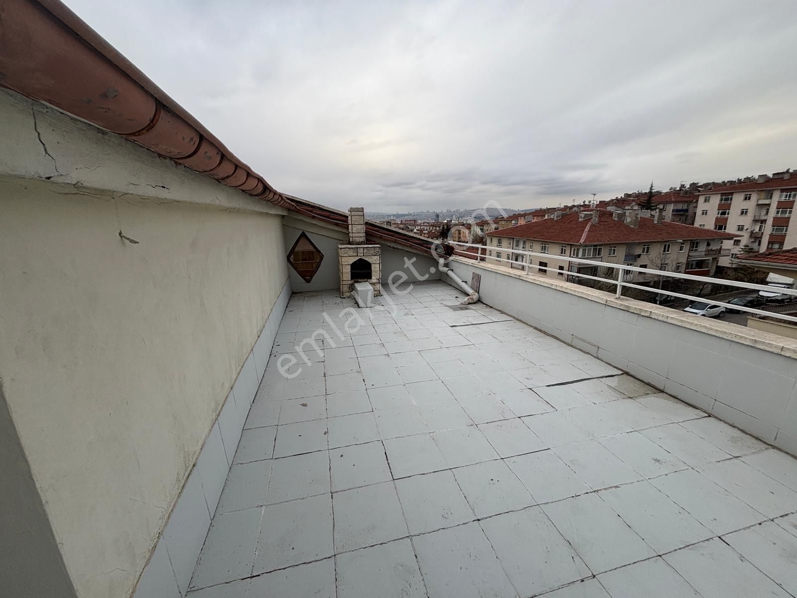 İncirli'de Manzaralı Kiralık Dubleks Daire - Görsel 31