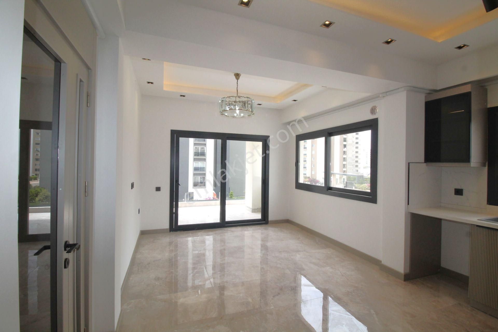 Retro’dan Şıklığı Ve Modern Dizaynı İle Başınızı Döndüren Lüks 2+1 - Görsel 6