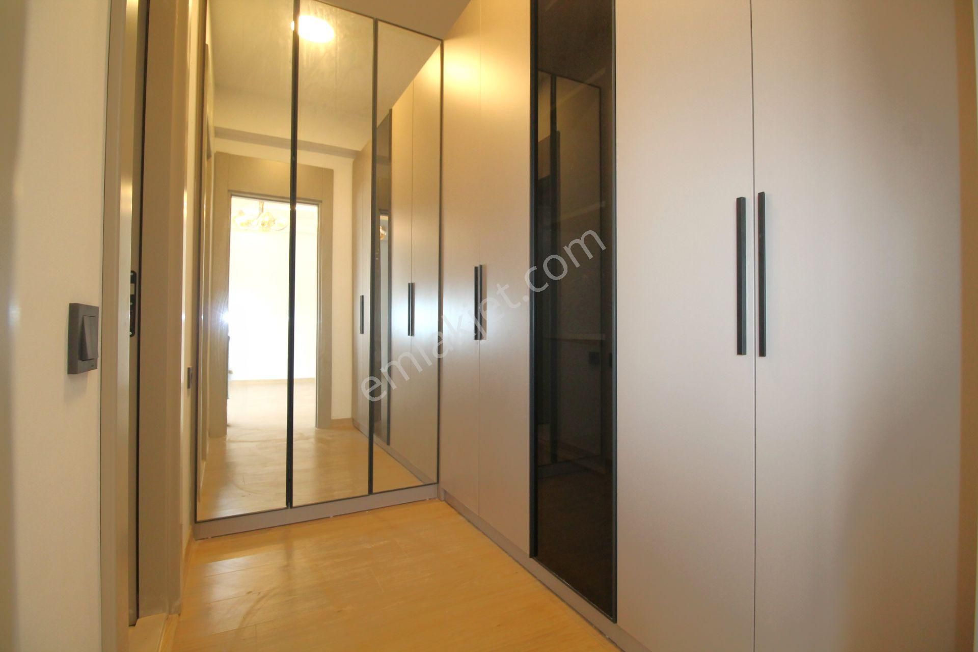 Retro’dan Şıklığı Ve Modern Dizaynı İle Başınızı Döndüren Lüks 2+1 - Görsel 11