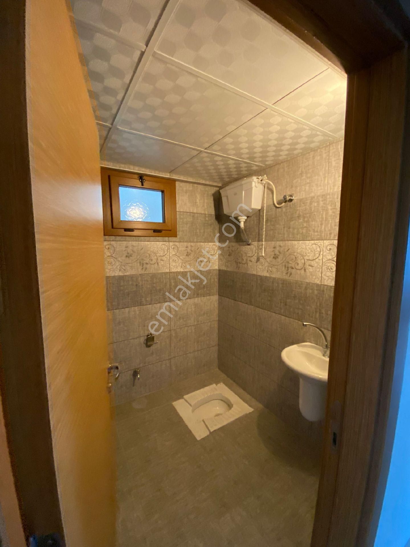 Bergama Gaziosmanpaşa Önü Açık Ferah Doğalgazlı Asansörlü Kapalı Mutfak 3+1 Geniş Ara Daire Kiralık - Görsel 13