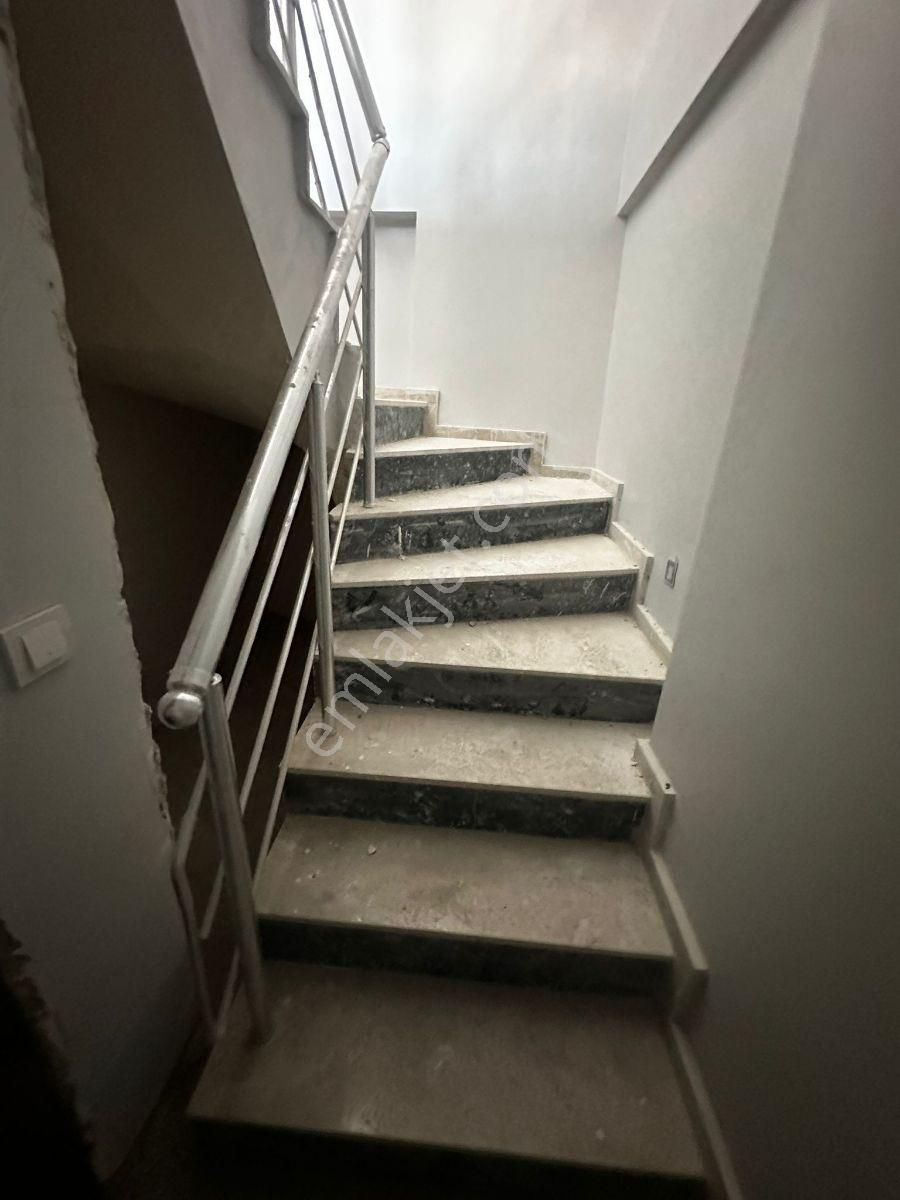 İzmir Aliağa Hacı Ömerli De Satılık Villa - Görsel 2
