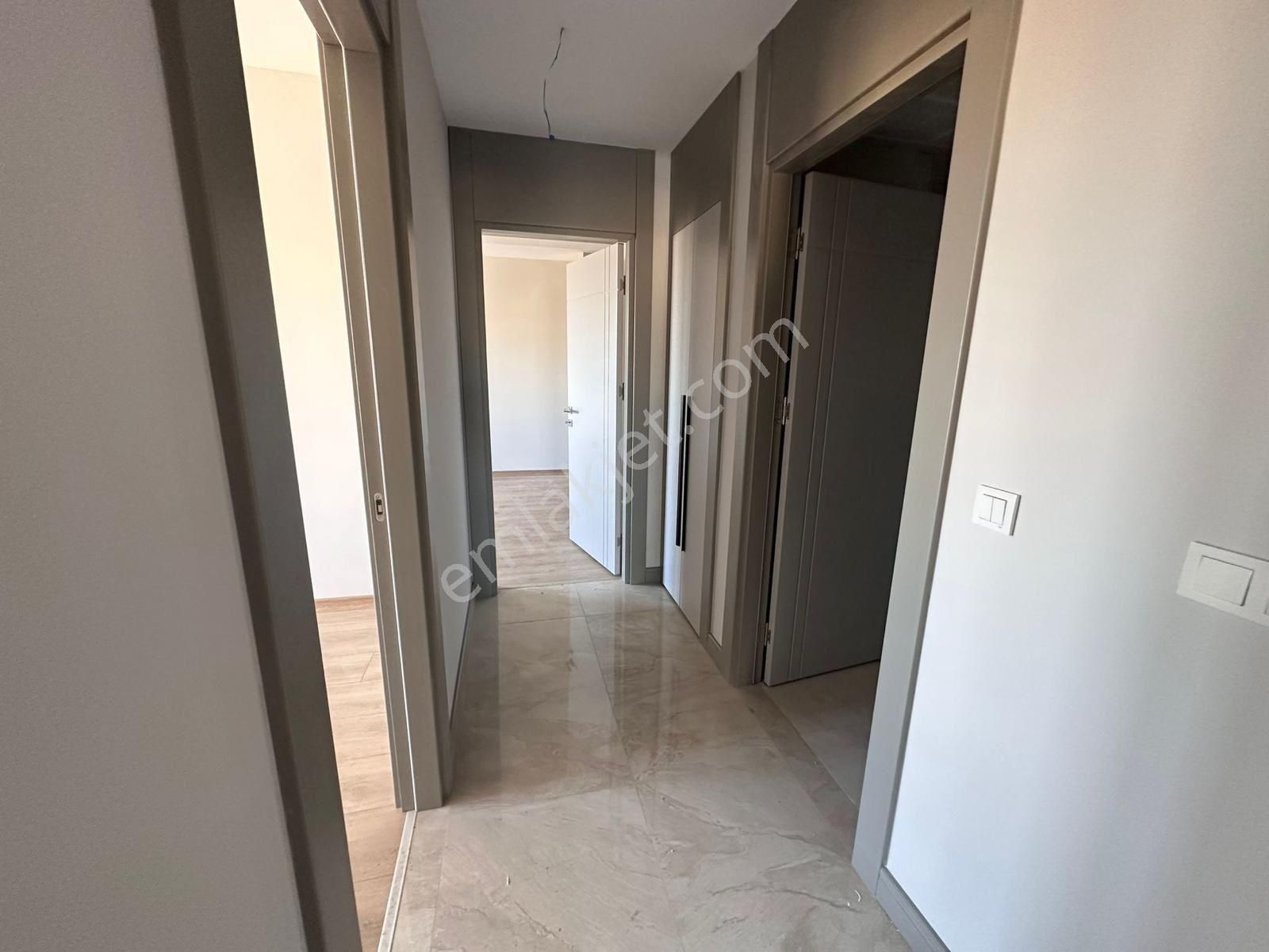 Yuvaköy'de Ultra Lüks Yapılı Kilerli 4,5+1 Satılık Daire - Görsel 17