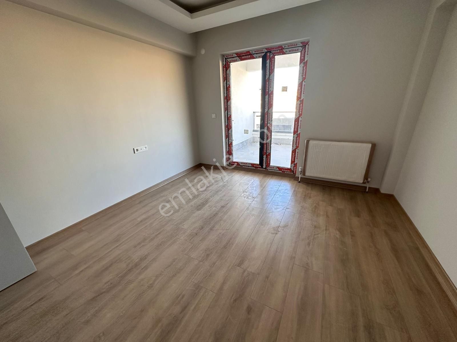 Yuvaköy'de Ultra Lüks Yapılı Kilerli 4,5+1 Satılık Daire - Görsel 19