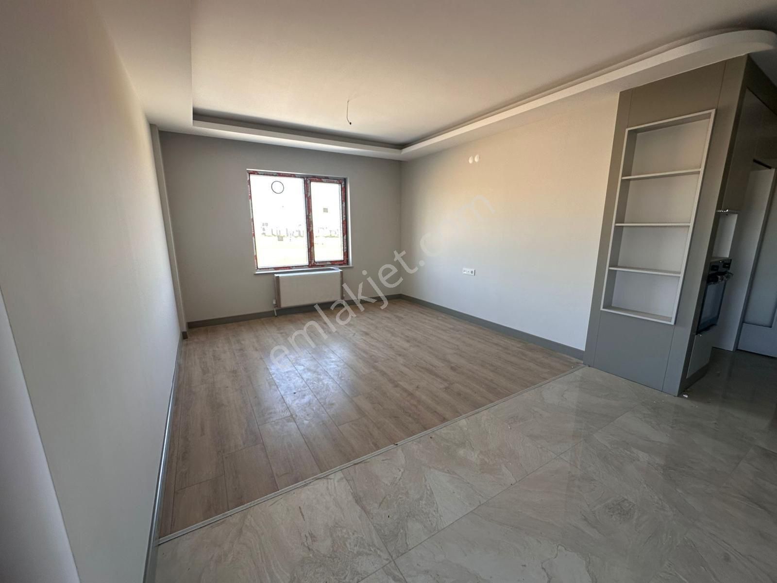 Yuvaköy'de Ultra Lüks Yapılı Kilerli 4,5+1 Satılık Daire - Görsel 6