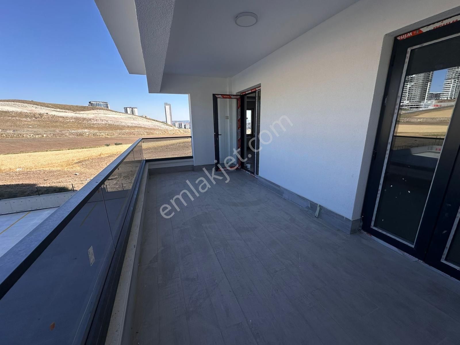 Yuvaköy'de Ultra Lüks Yapılı Kilerli 4,5+1 Satılık Daire - Görsel 32