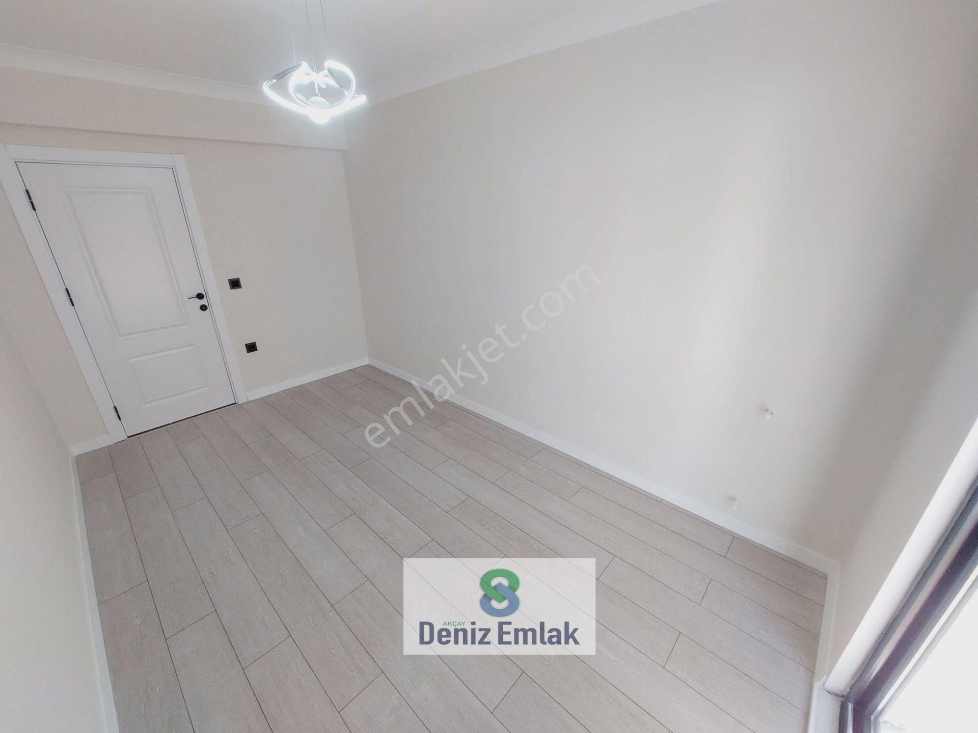Denizden Akçayda Ebeveynli Arakat Geniş Satılık 3+1 Daire. - Görsel 32