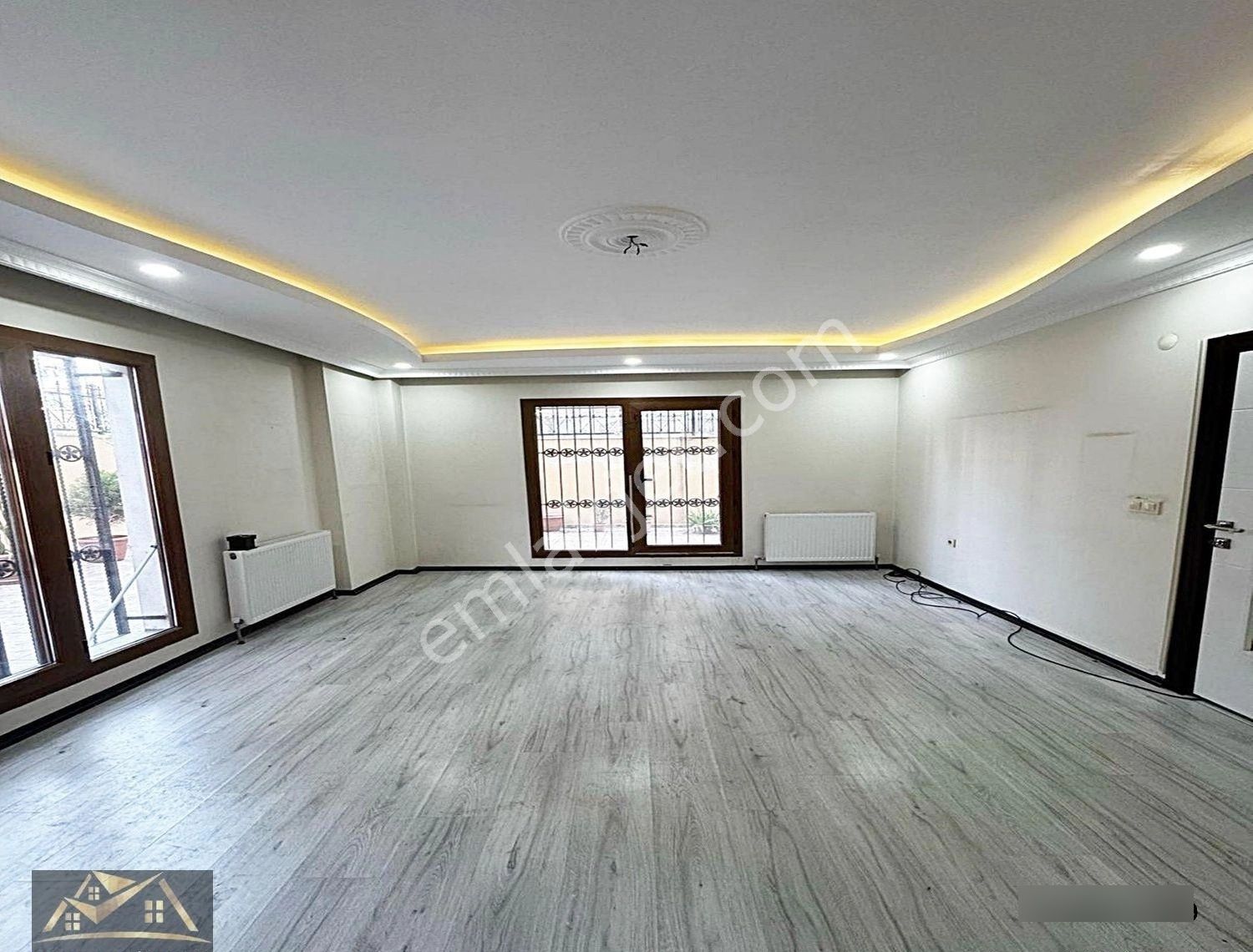 Metrobüsün Dibinde Dev Bahçe Sıfır Lüks 2+1 Geniş Satılık Daire - Görsel 10