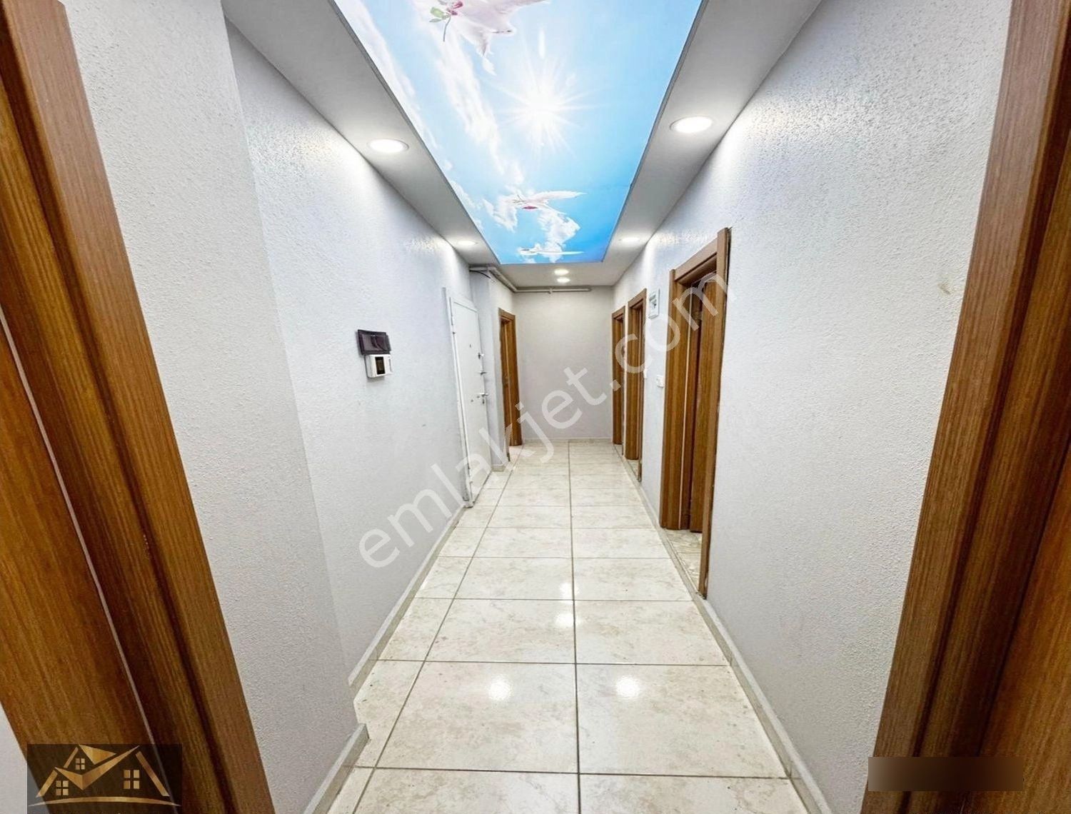 Metrobüse Yakın Yeni Bina İskanlı 2+1 Geniş Satılık Daire - Görsel 3