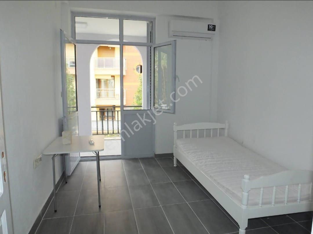 Kuşadası Kadınlar Denizi Bölgesinde Satılık 3 Katlı Tribleks - Görsel 23