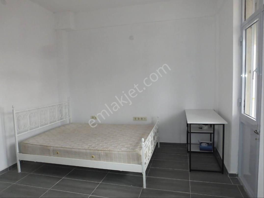 Kuşadası Kadınlar Denizi Bölgesinde Satılık 3 Katlı Tribleks - Görsel 9