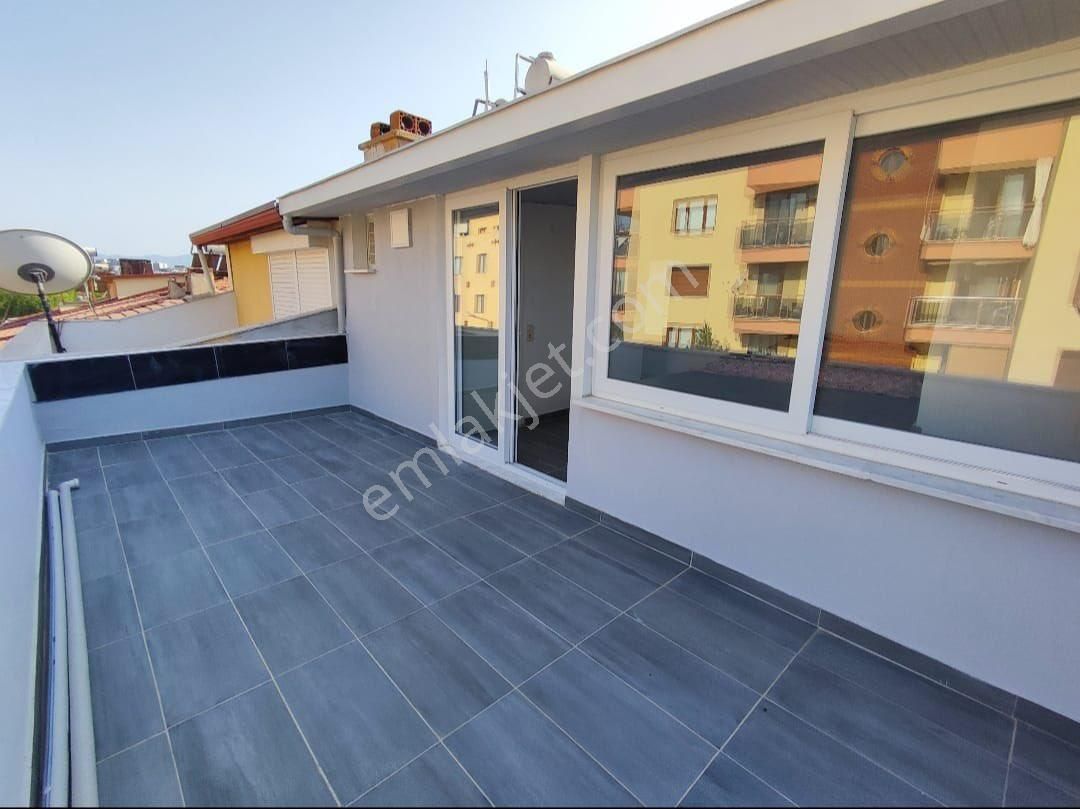 Kuşadası Kadınlar Denizi Bölgesinde Satılık 3 Katlı Tribleks - Görsel 34