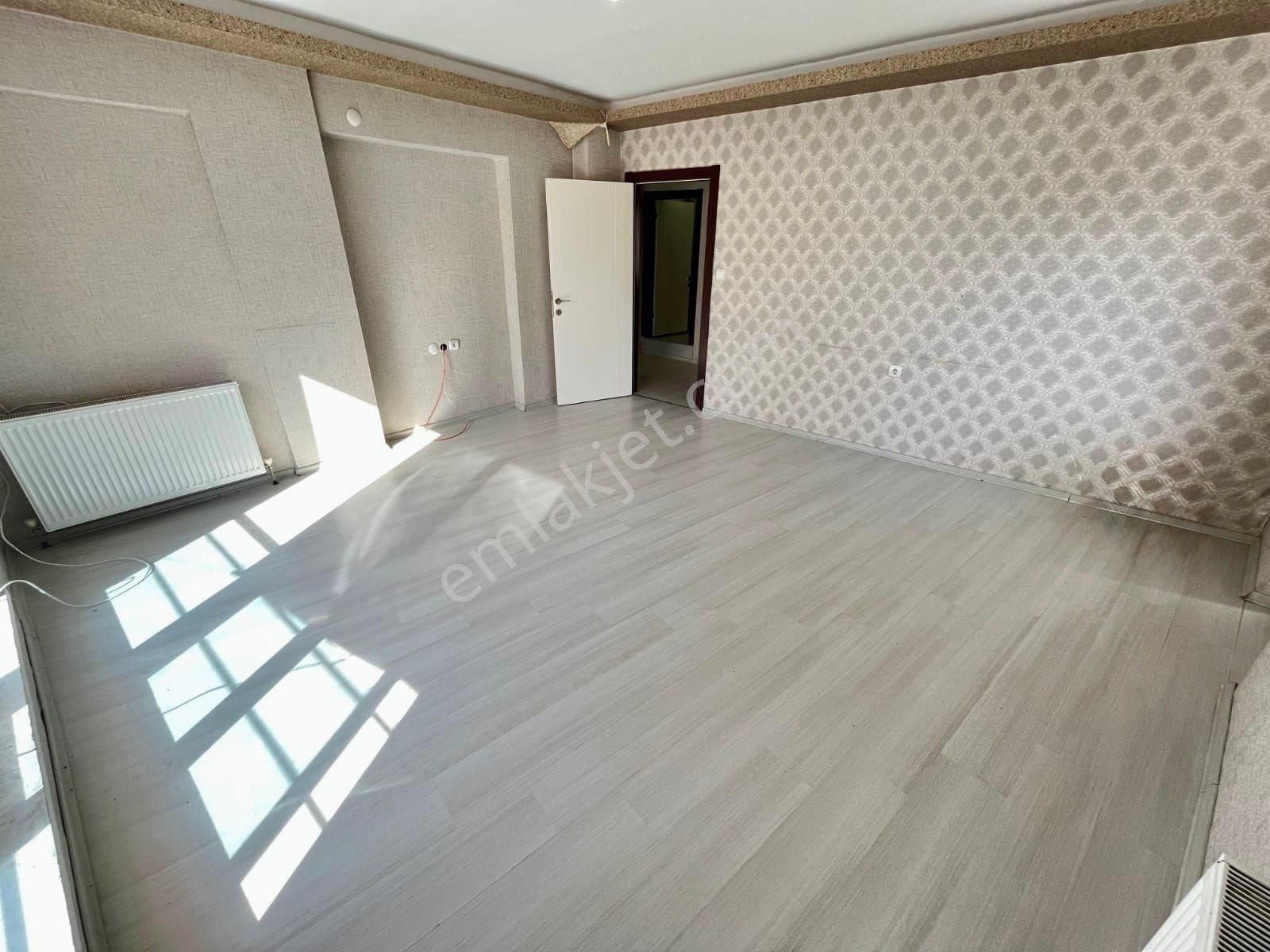 Ovacık Yakını Full Lüx Yapıda Masrafsız Asansörlü Çift Banyolu - Görsel 12