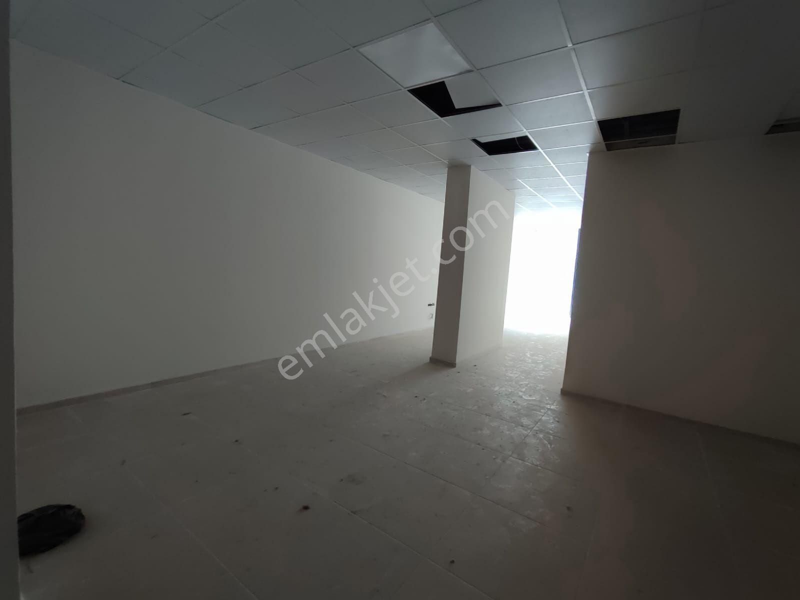 Başkut'tan İmbatlı Mahallesi'nde Cadde Üstü Kiralık Dükkan - Görsel 3