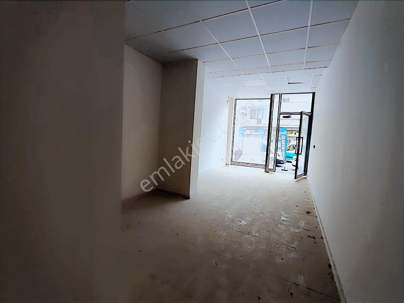 Başkut'tan İmbatlı Mahallesi'nde Cadde Üstü Kiralık Dükkan