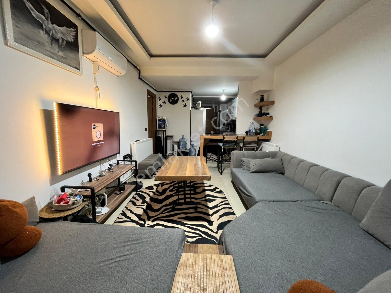 Sıte Içerısınde Kıralık 1+1 Daıre - Görsel 9