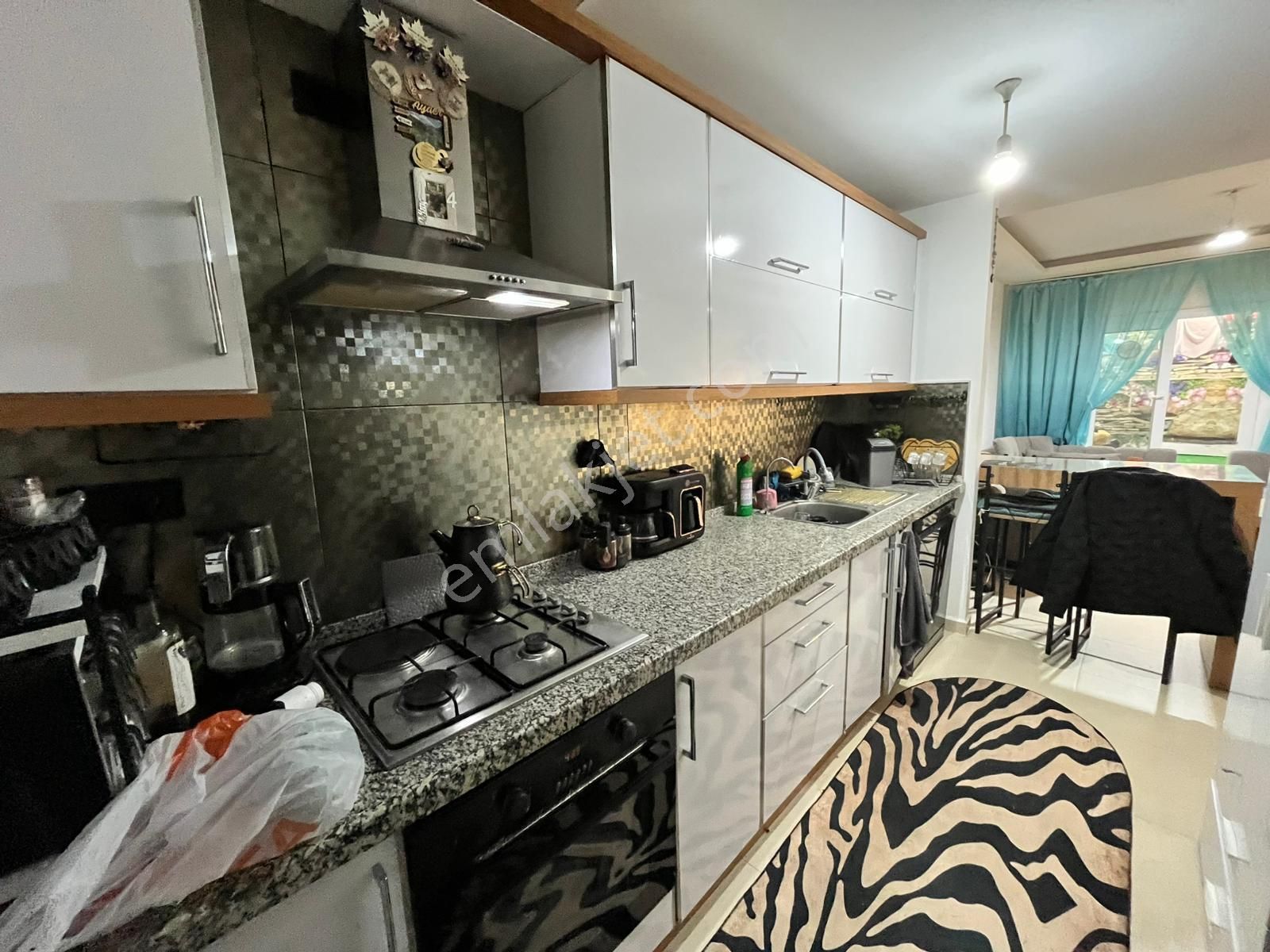 Sıte Içerısınde Kıralık 1+1 Daıre - Görsel 13