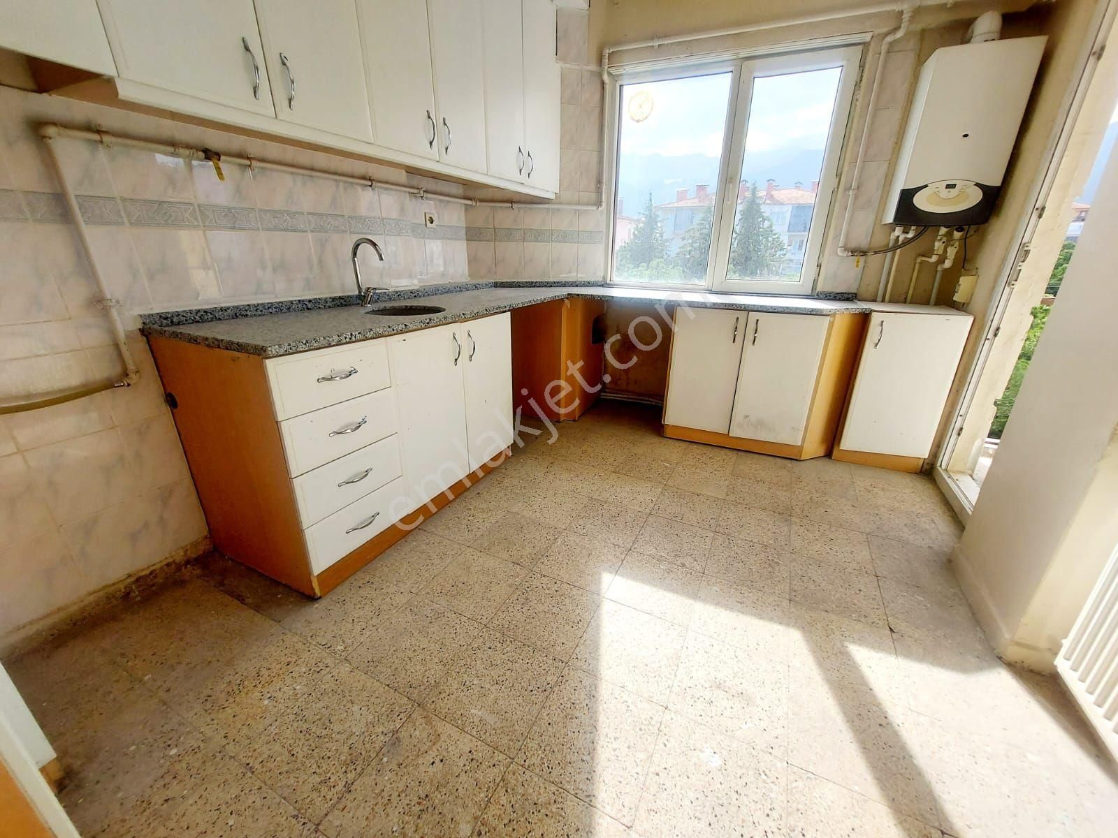 Nehirden Denizli 1200 Evlerde Satılık Fırsat Daire - Görsel 24