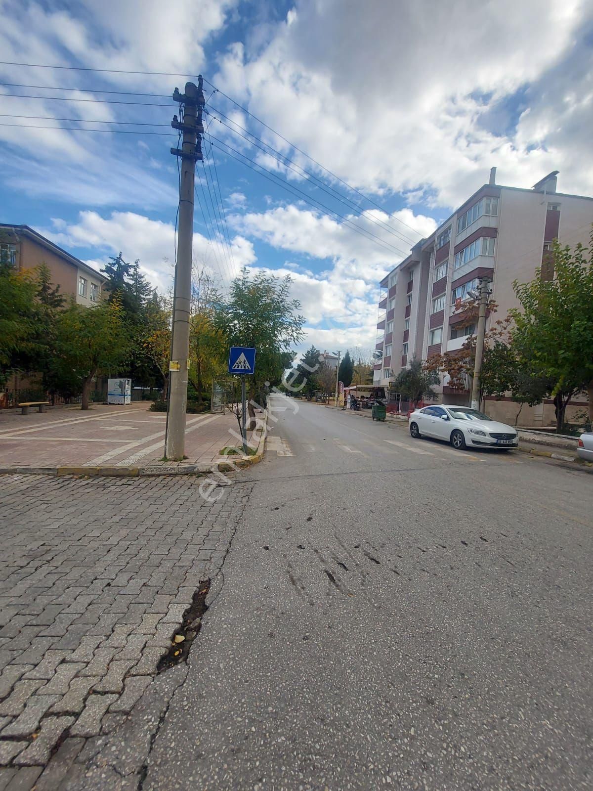 Nehirden Denizli 1200 Evlerde Satılık Fırsat Daire - Görsel 11