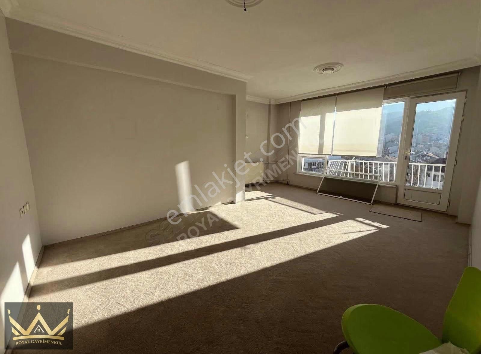 Royal'den Satılık 3+1 150 M2 Net Daire - Görsel 27