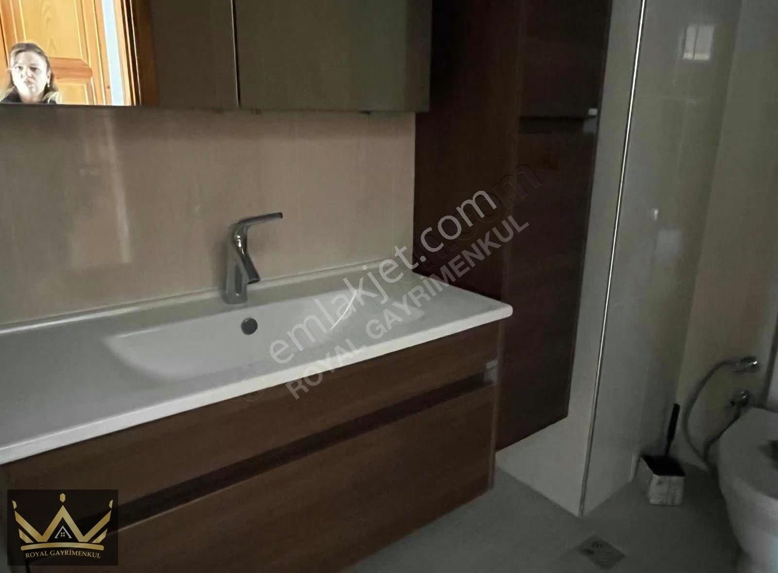 Royal'den Satılık 3+1 150 M2 Net Daire - Görsel 2