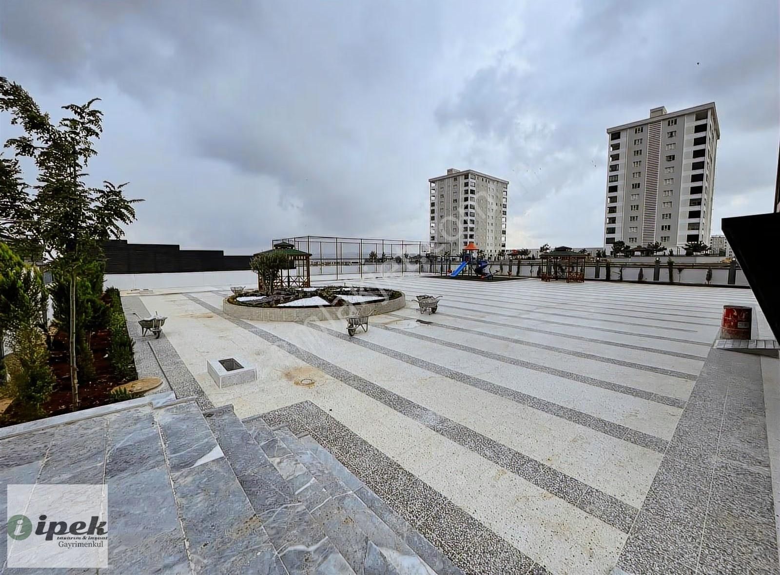 Kızılateş Group'dan Kiralık Ultra Lüks 4+1 Daire - Görsel 32