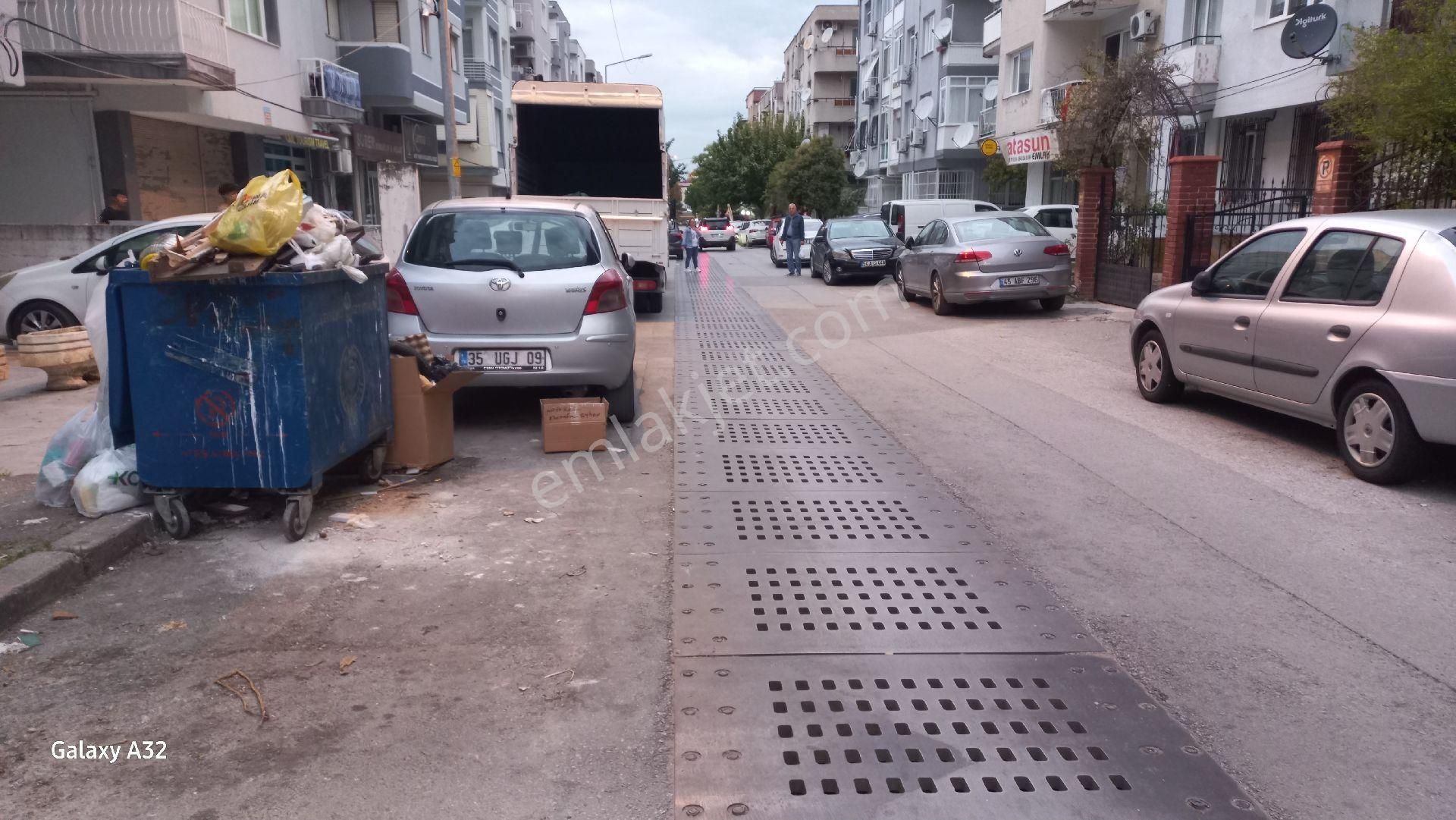 Satılık Dükkan Buca Şirin Yerde Acemler Fırının Yakınında 30 Metre Tuvaletli Mutfakli - Görsel 2