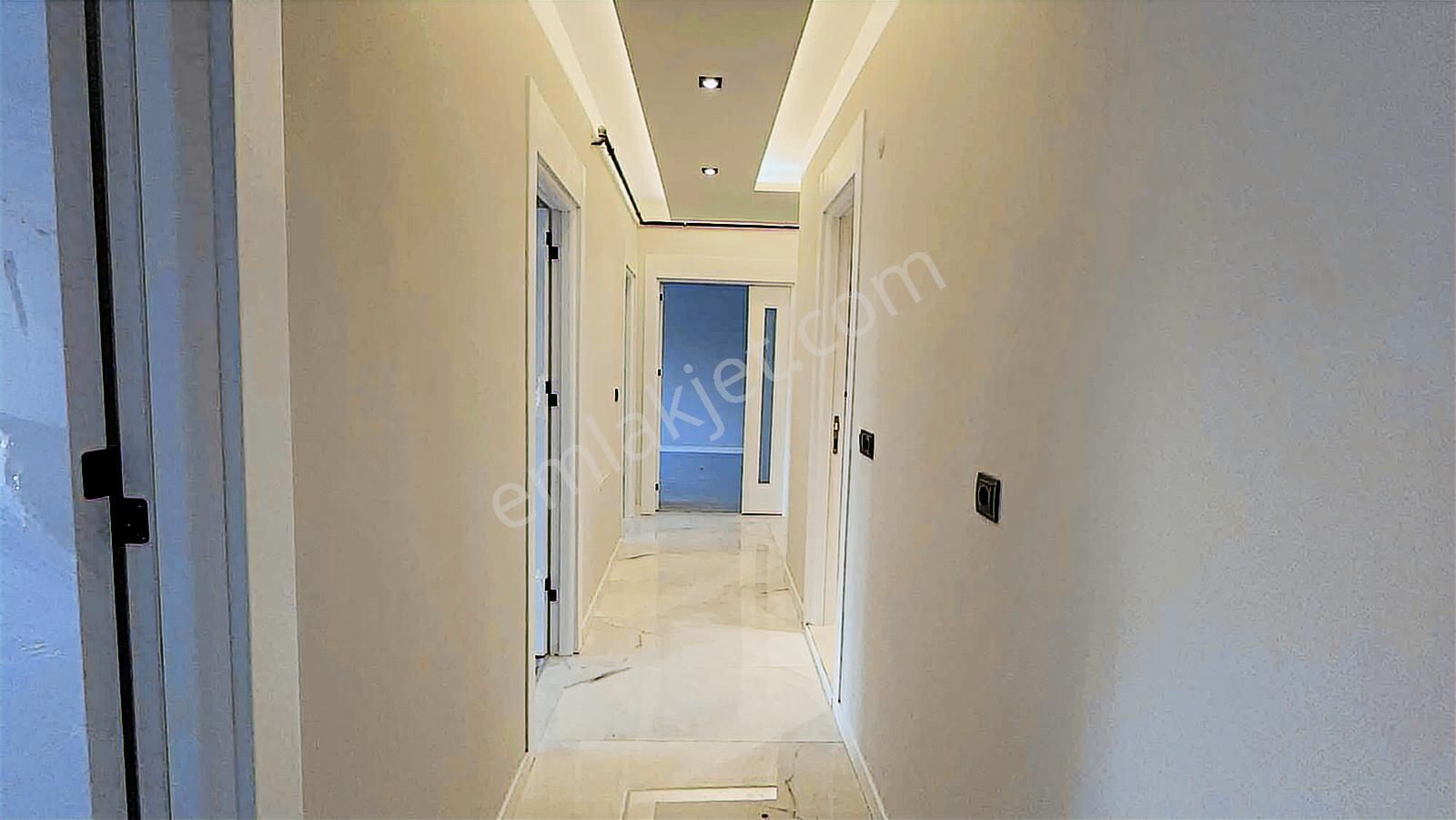 Beşevler Fsm Girişinde Otoparklı Satılık Geniş Sıfır 3+1 Daire - Görsel 21