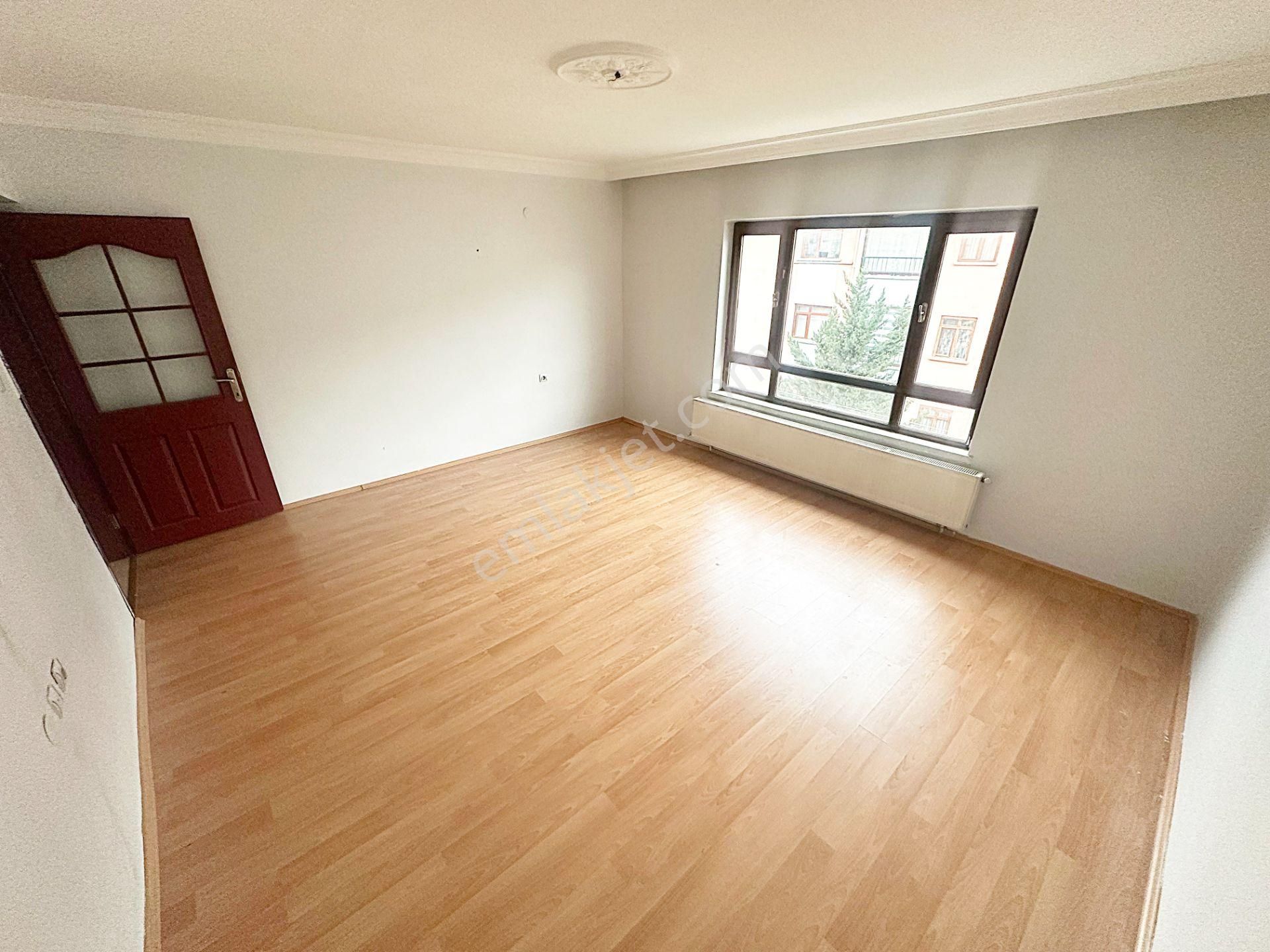 Cihandan Güventepe Mahallesinde Cadde Paraleli Katta Kiralık - Görsel 11