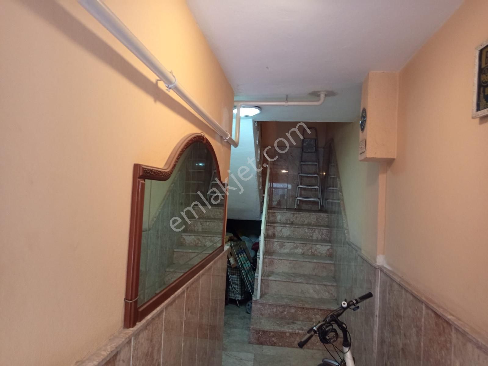 Turpa Konumev'den Komple Satılık 4 Katlı Doğalgazlı Bina - Görsel 2