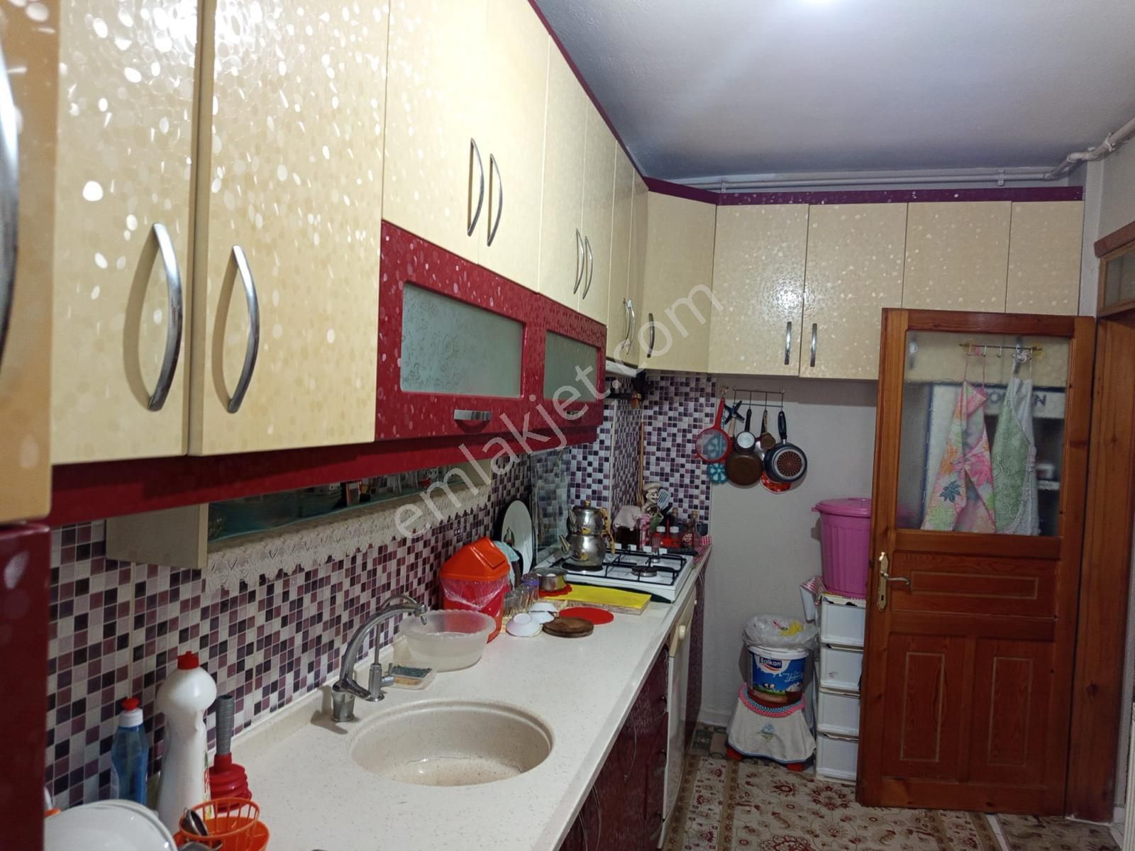 Turpa Konumev'den Komple Satılık 4 Katlı Doğalgazlı Bina - Görsel 10