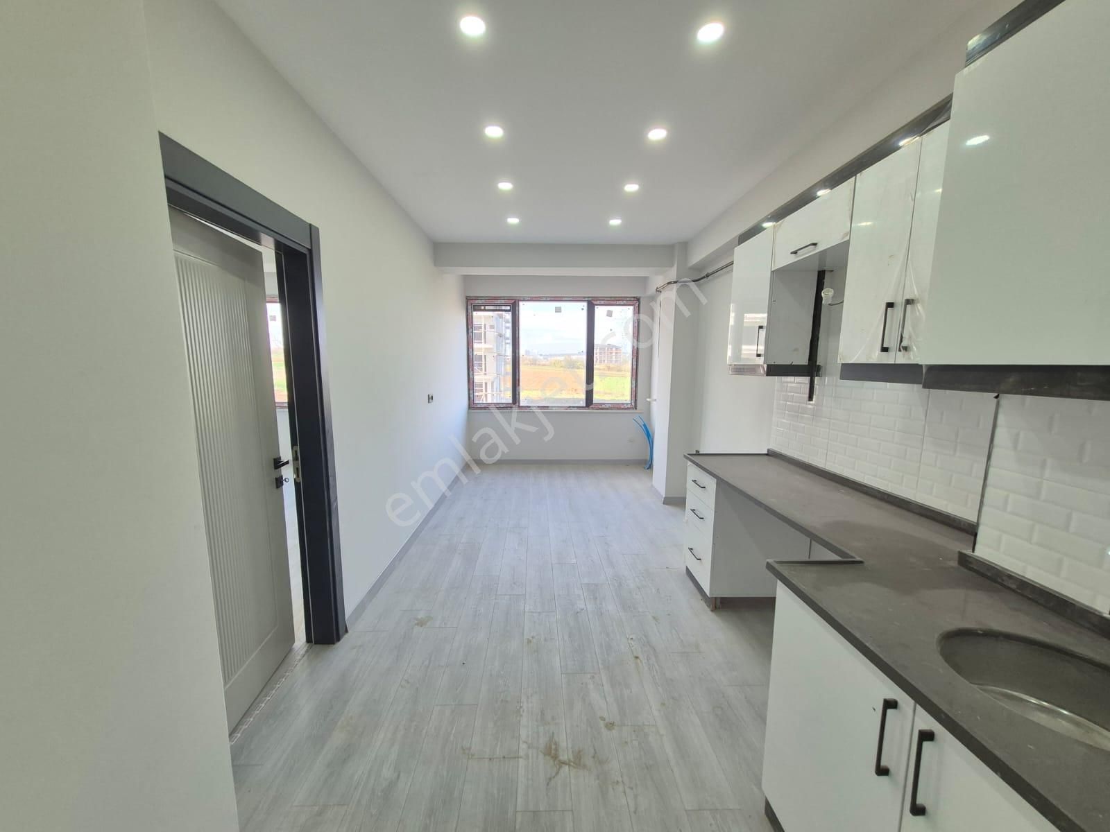 Delux'den Yeni Belediye Binasına Yakın Kiralık Sıfır Homeoffıce