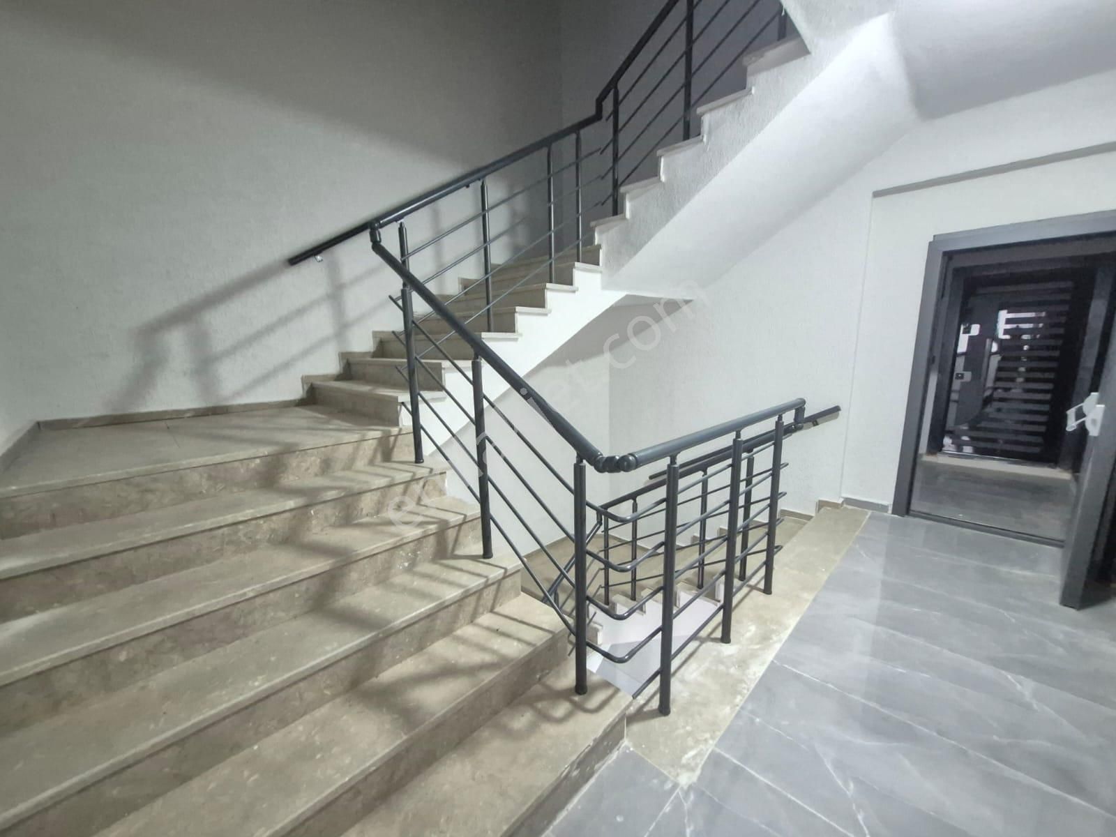 Delux'den Yeni Belediye Binasına Yakın Kiralık Sıfır Homeoffıce - Görsel 2