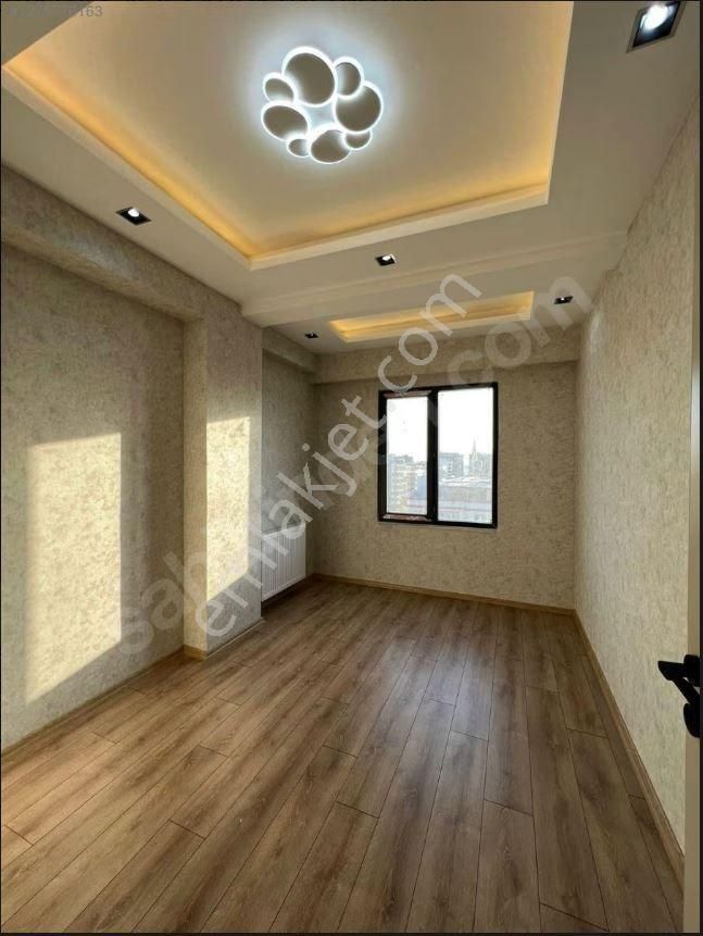 Doğukente Acil Satılık 4+1 Lüx Daire - Görsel 12