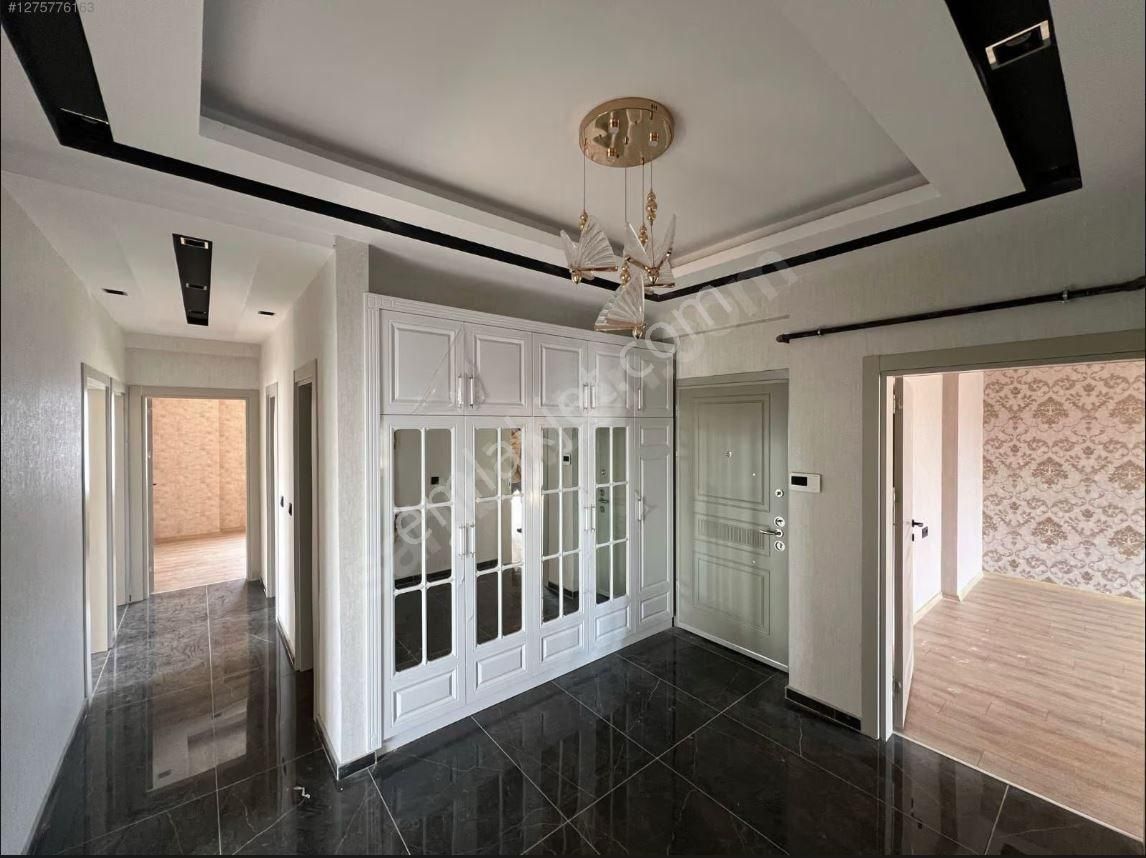 Doğukente Acil Satılık 4+1 Lüx Daire - Görsel 16