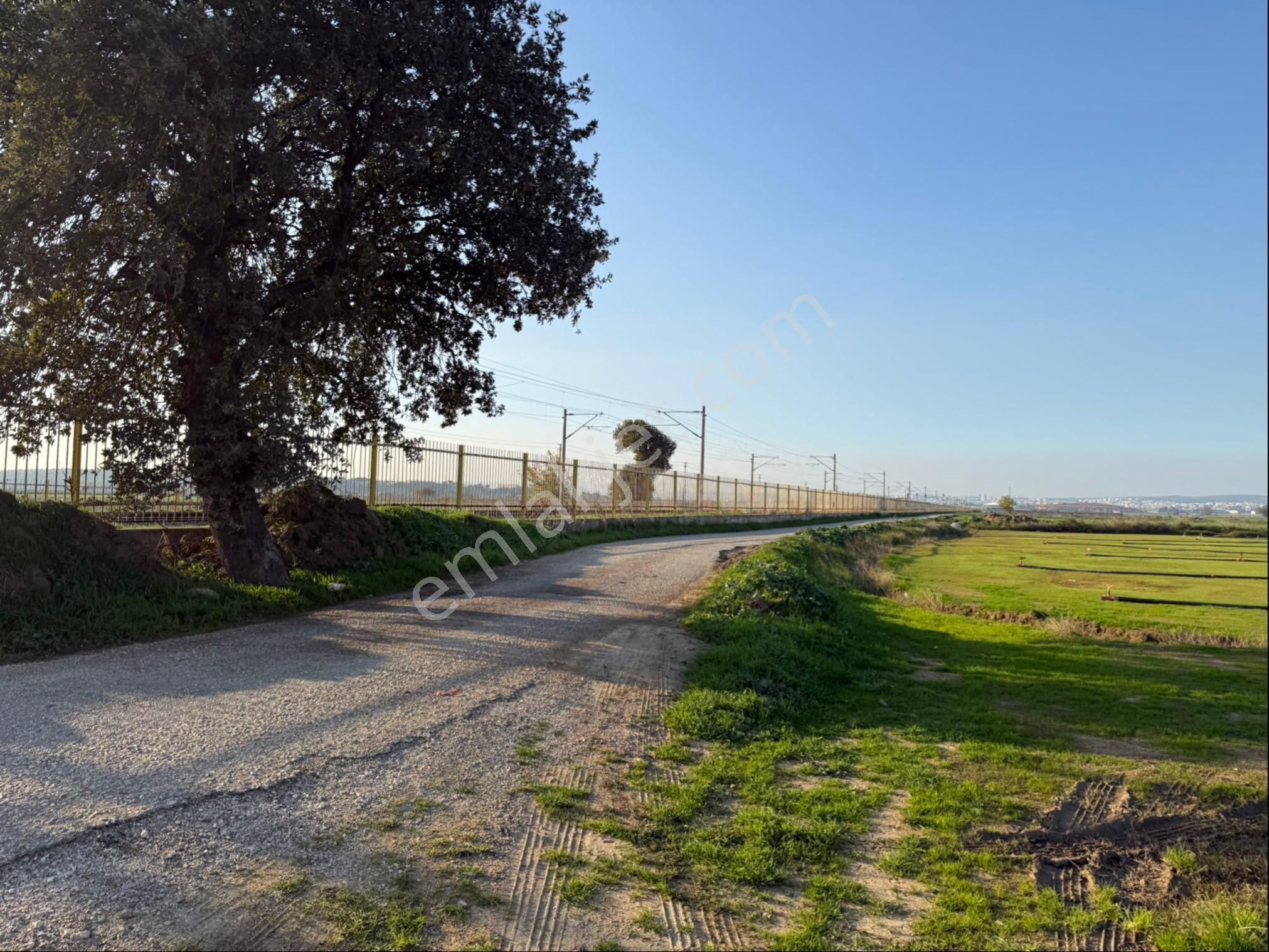 Turpa Konumev'den Torbalı Çapak'da Satılık Tek Tapu Tarla - Görsel 6