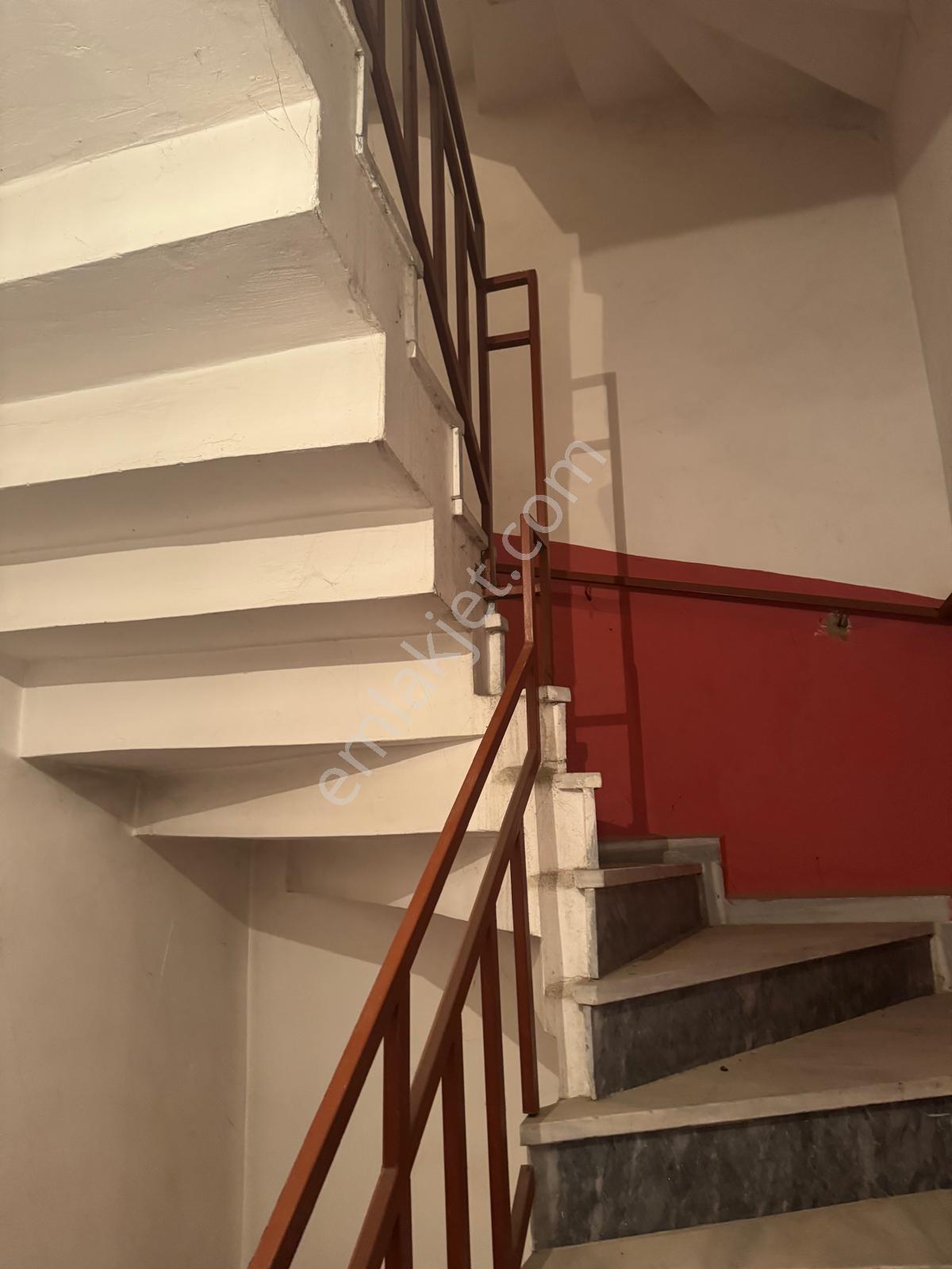 Özsoy Emlak Edirne'den 3 Şerefeli Cami Karşısı Satılık 3 Katlı Bina - Görsel 25