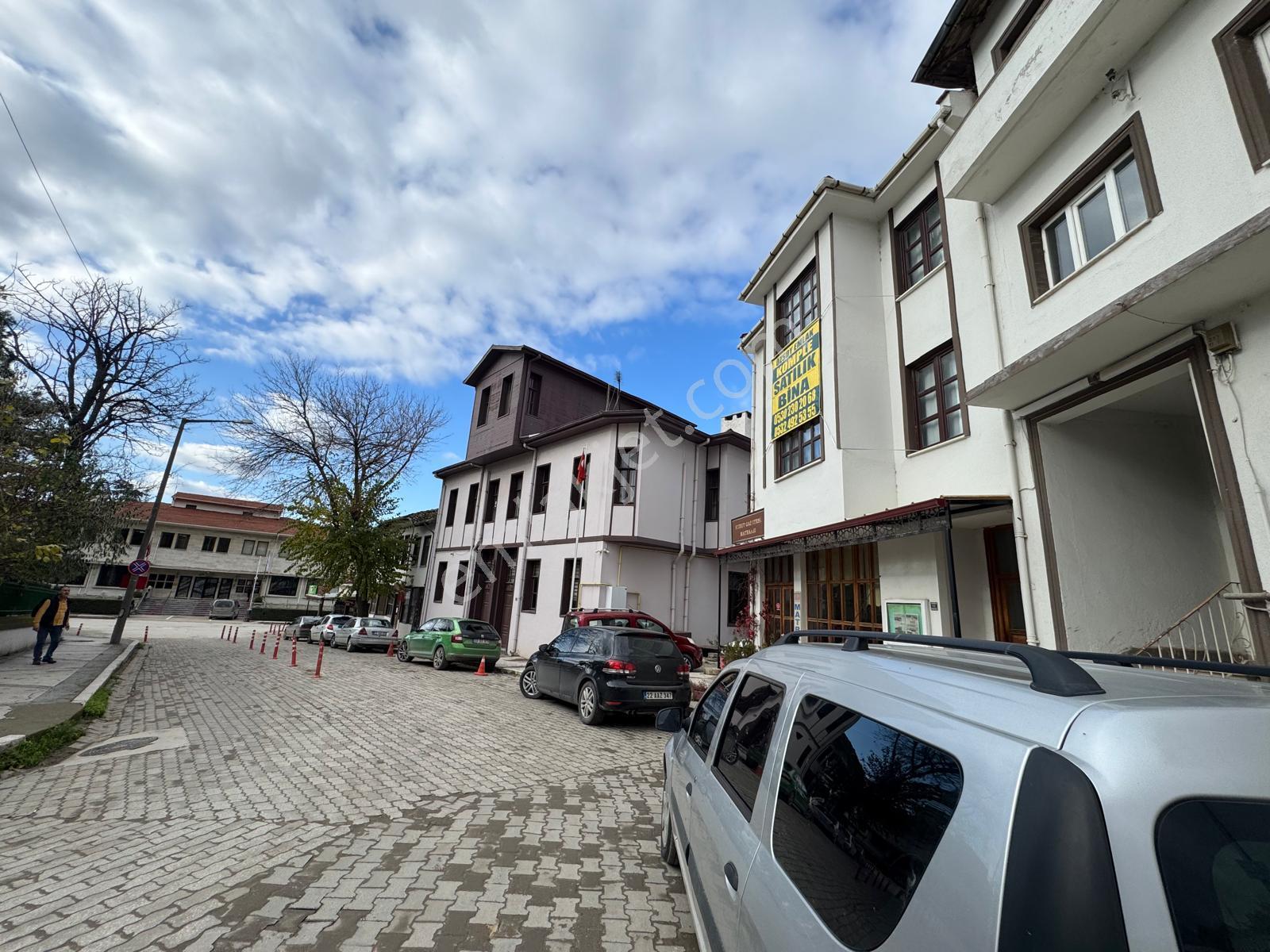 Özsoy Emlak Edirne'den 3 Şerefeli Cami Karşısı Satılık 3 Katlı Bina - Görsel 6