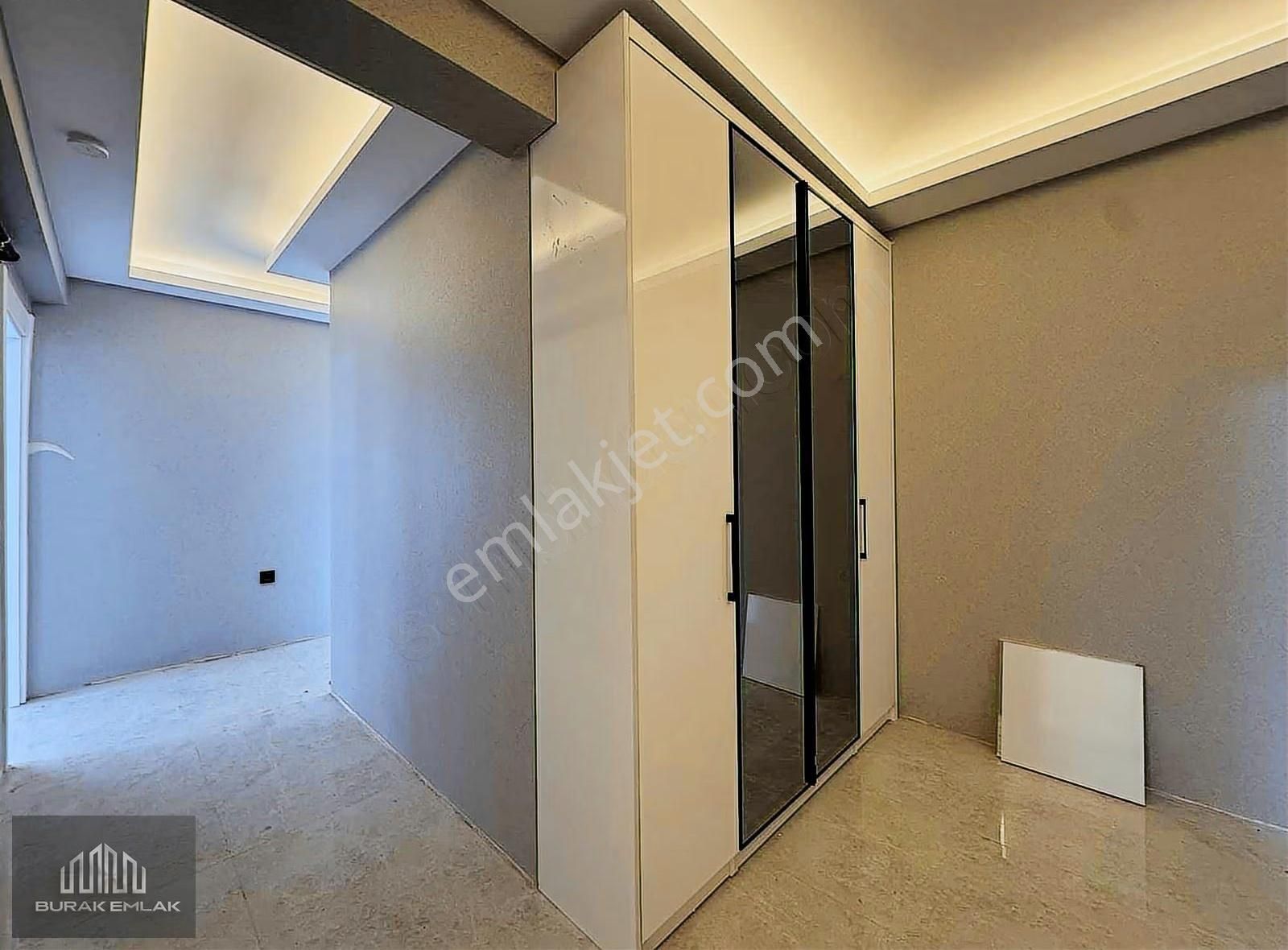 Burak'tan Lüks Sitede Teras Balkonlu, E.banyolu 140m2 Sıfır 3+1 - Görsel 20