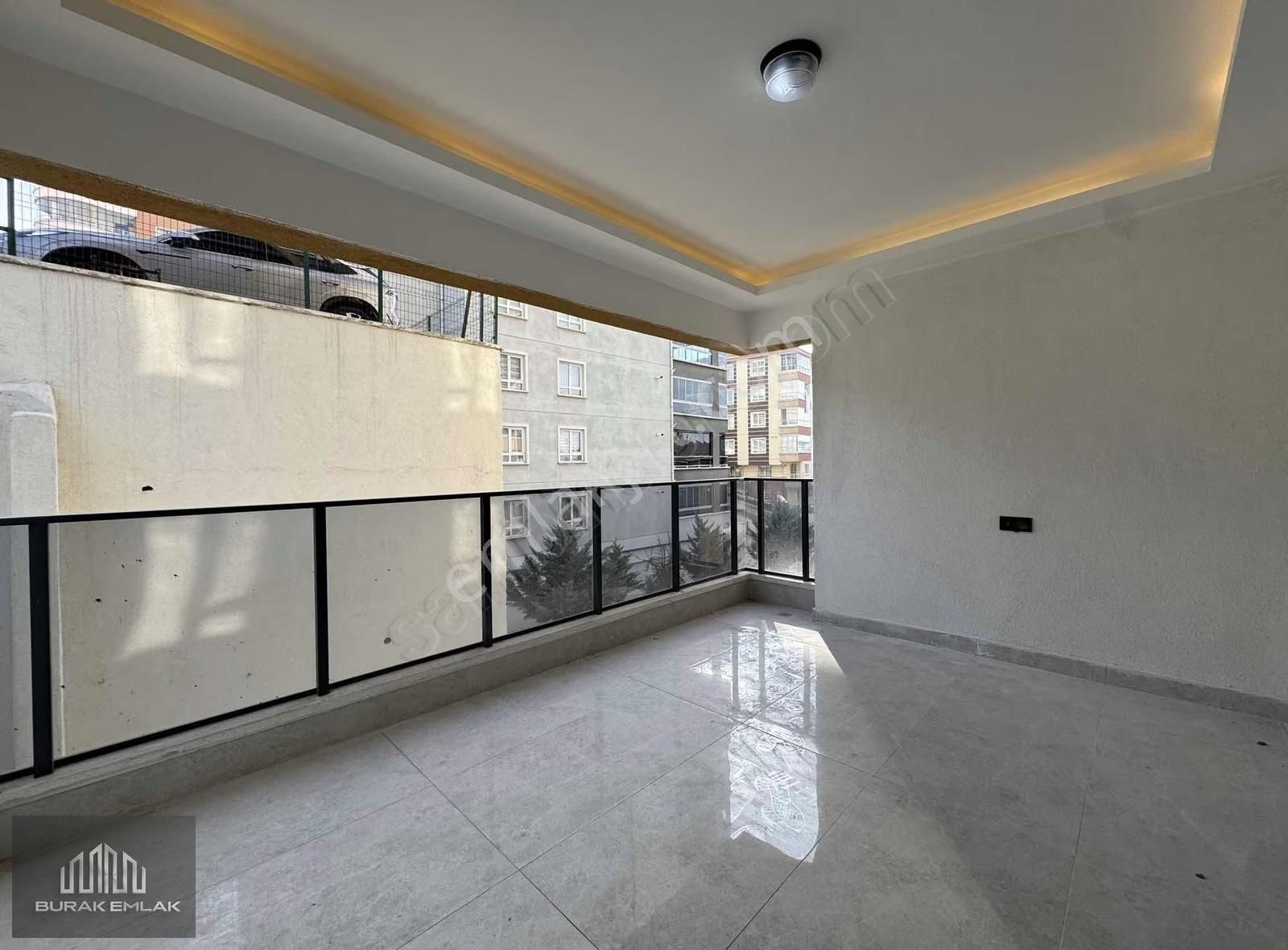 Burak'tan Lüks Sitede Teras Balkonlu, E.banyolu 140m2 Sıfır 3+1 - Görsel 17