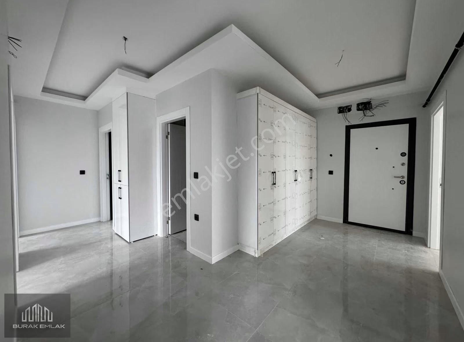 Burak'tan Sıfır Sitede Teras Balkonlu E.banyolu Sade Ve Şık 3+1 - Görsel 8