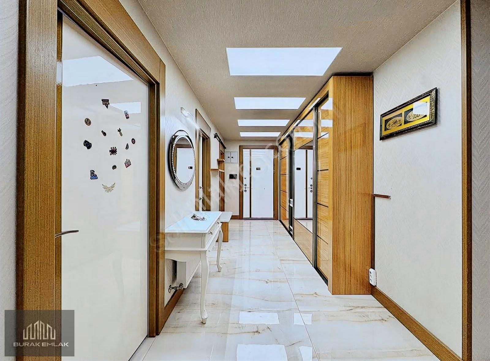 Buraktan Hastane Yanı Özel İşçilikli Sitede 10.kat 4+1 K.garajlı - Görsel 10